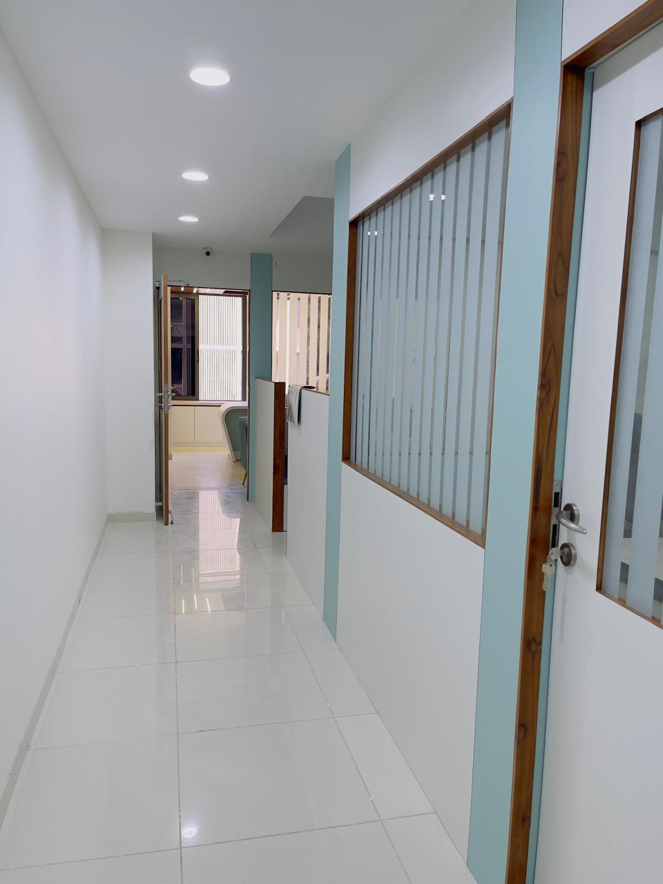 981 Sq. Ft. Commercial Office for Sell in Gota Ahmedabad - Media 4