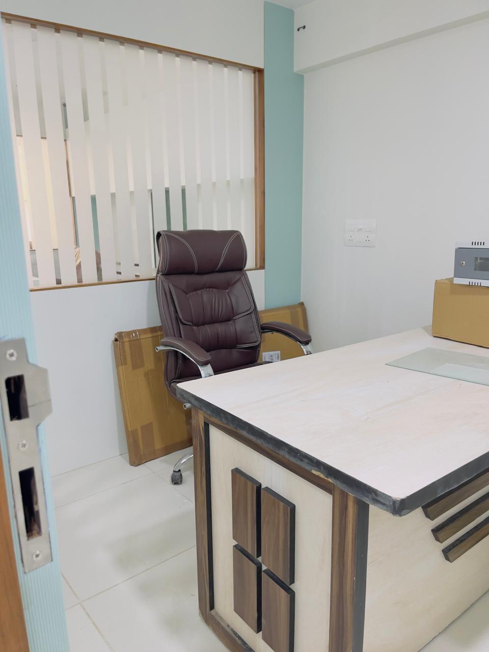 981 Sq. Ft. Commercial Office for Sell in Gota Ahmedabad - Media 5