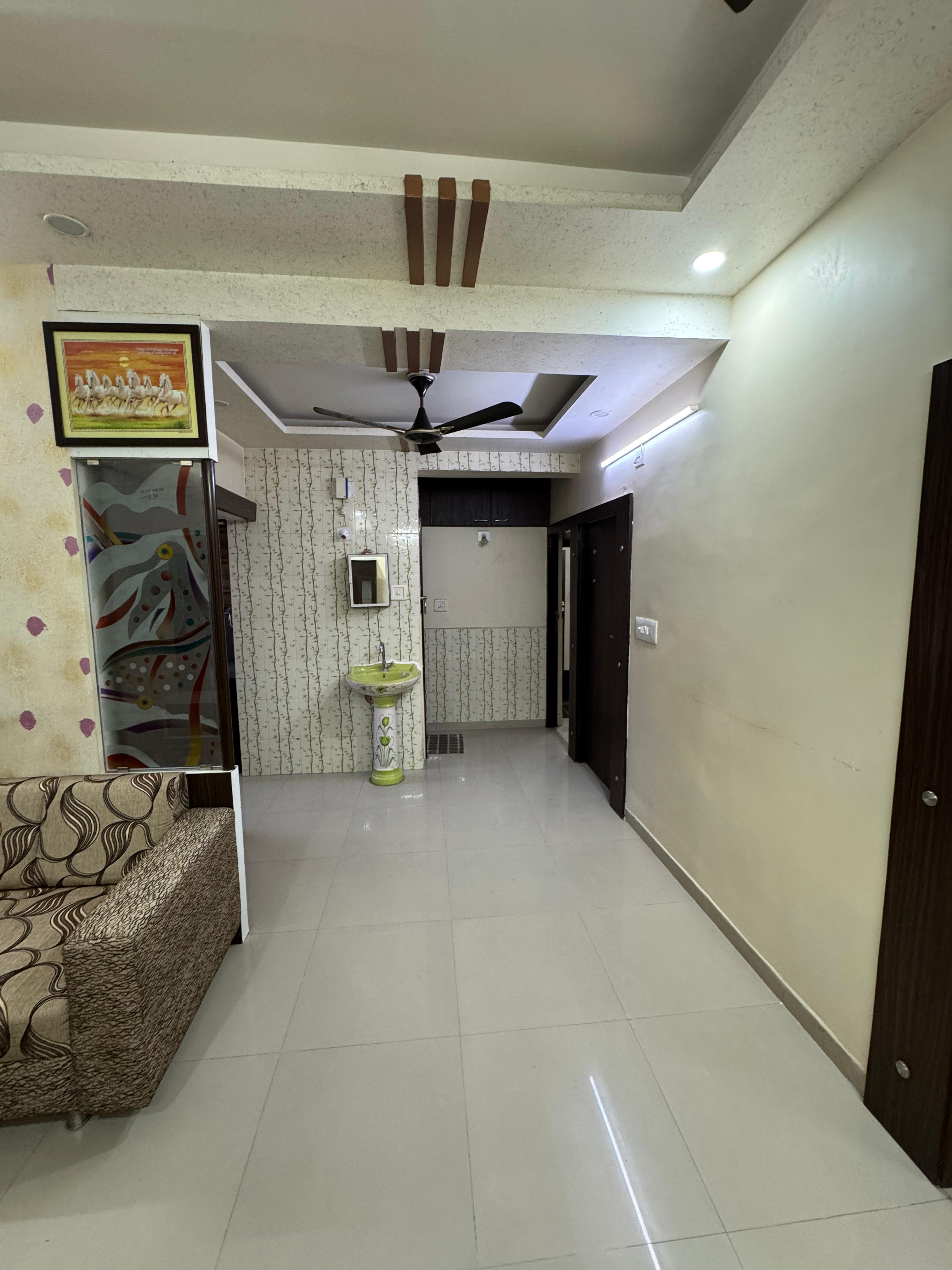 2 BHK 1089 Sq. Ft. Residential Penthouse for Sell in Vandematram Ahmedabad - Media 13
