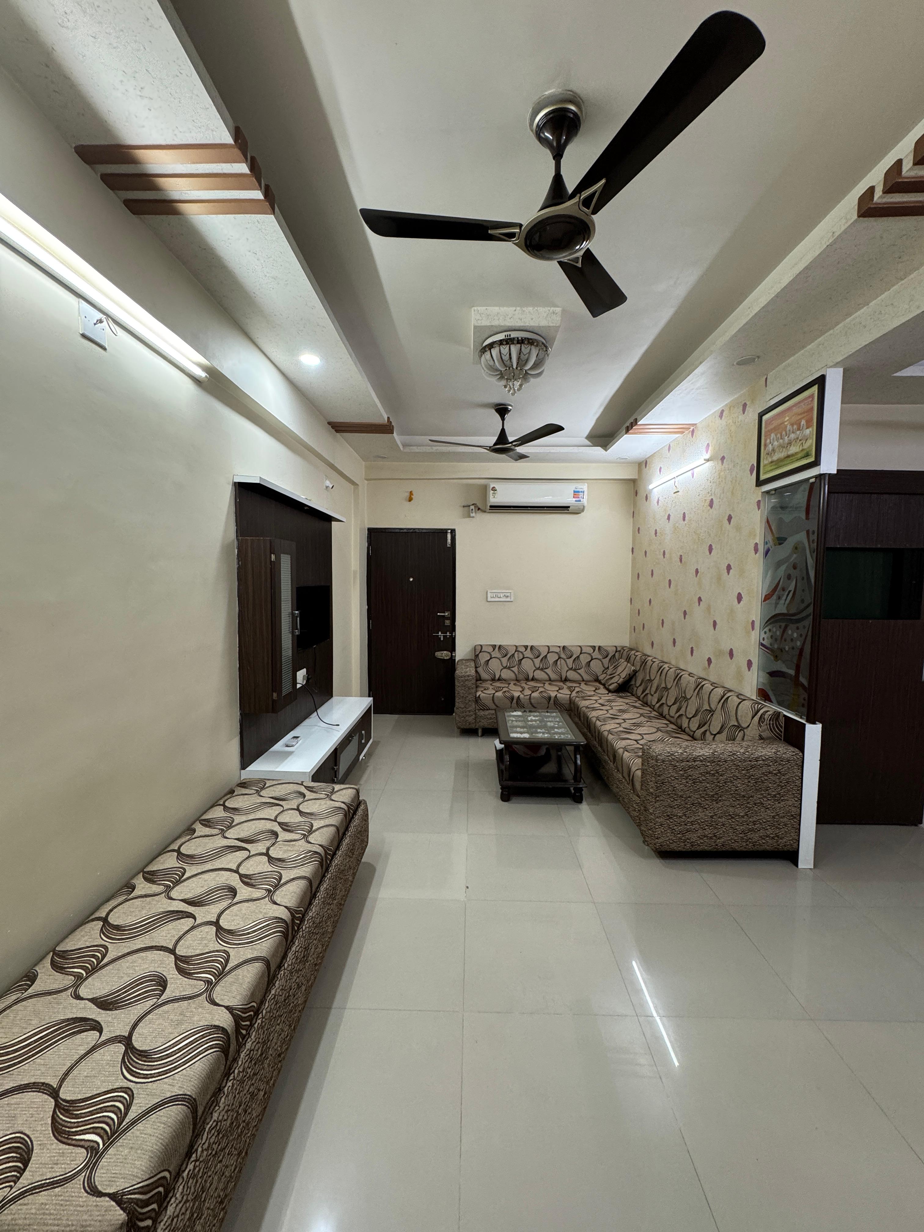 2 BHK 1089 Sq. Ft. Residential Penthouse for Sell in Vandematram Ahmedabad - Media 20