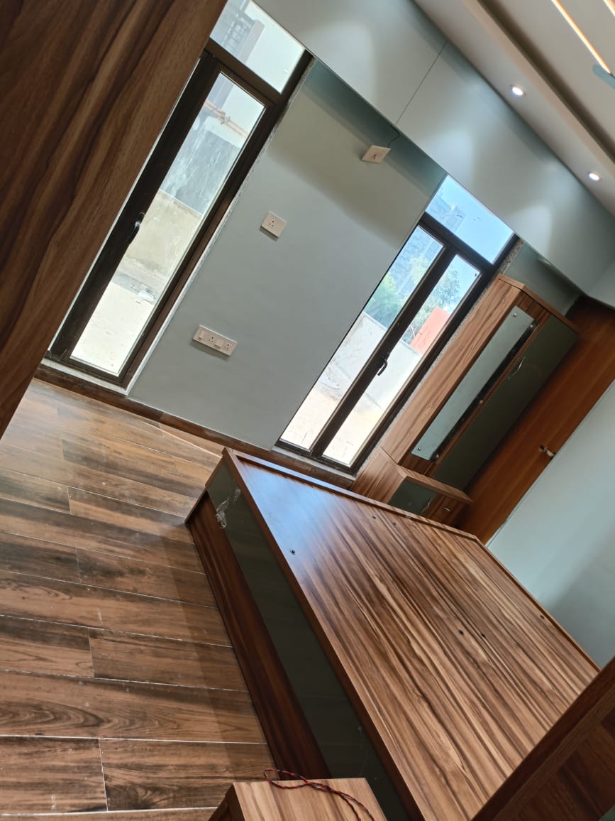3 BHK 1760 Sq. Ft. Residential Penthouse for Sell in Shilaj Ahmedabad - Media 4