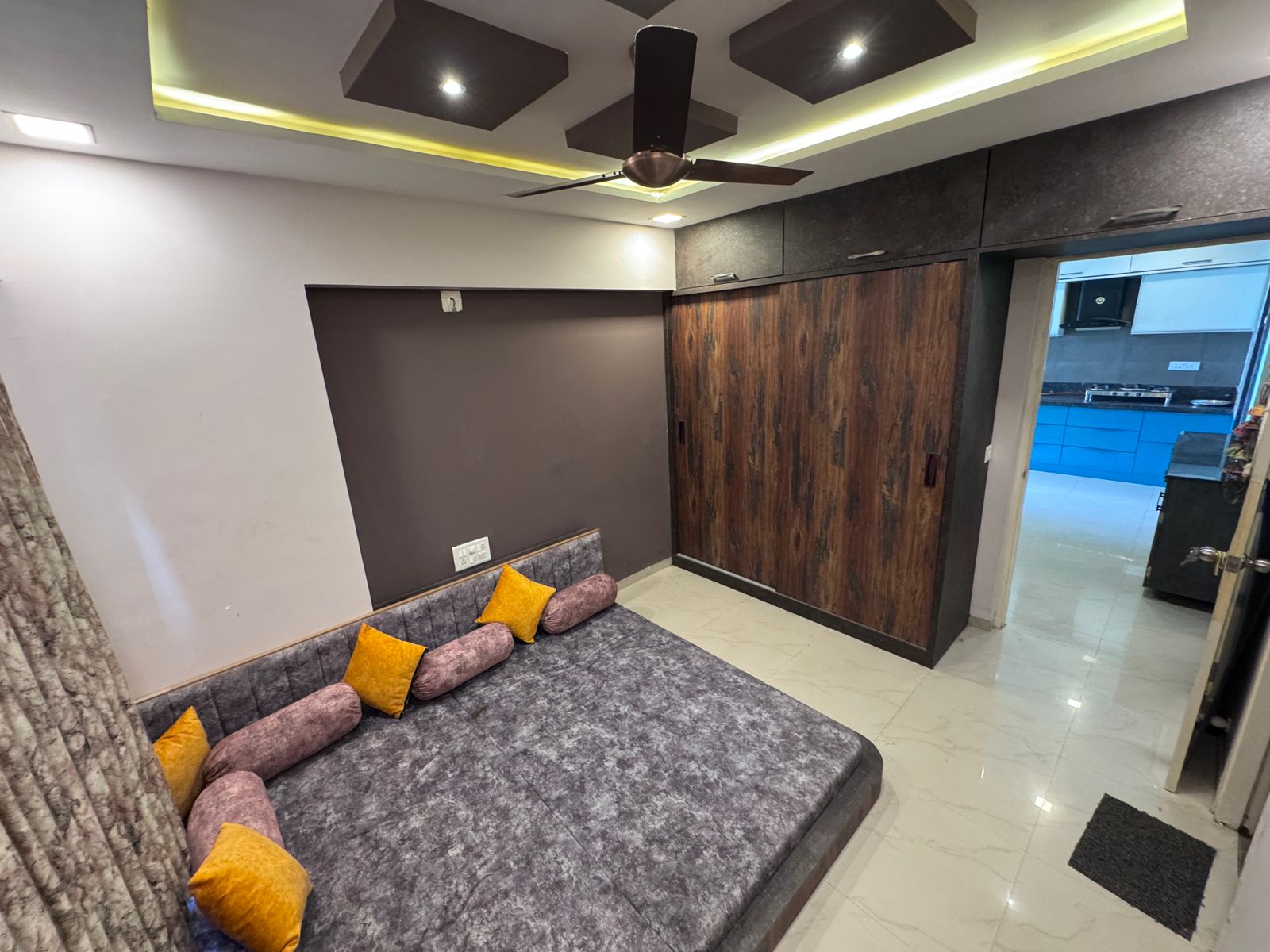 3 BHK 1730 Sq. Ft. Residential Flat / Appartment for Sell in Jagatpur Ahmedabad - Media 6