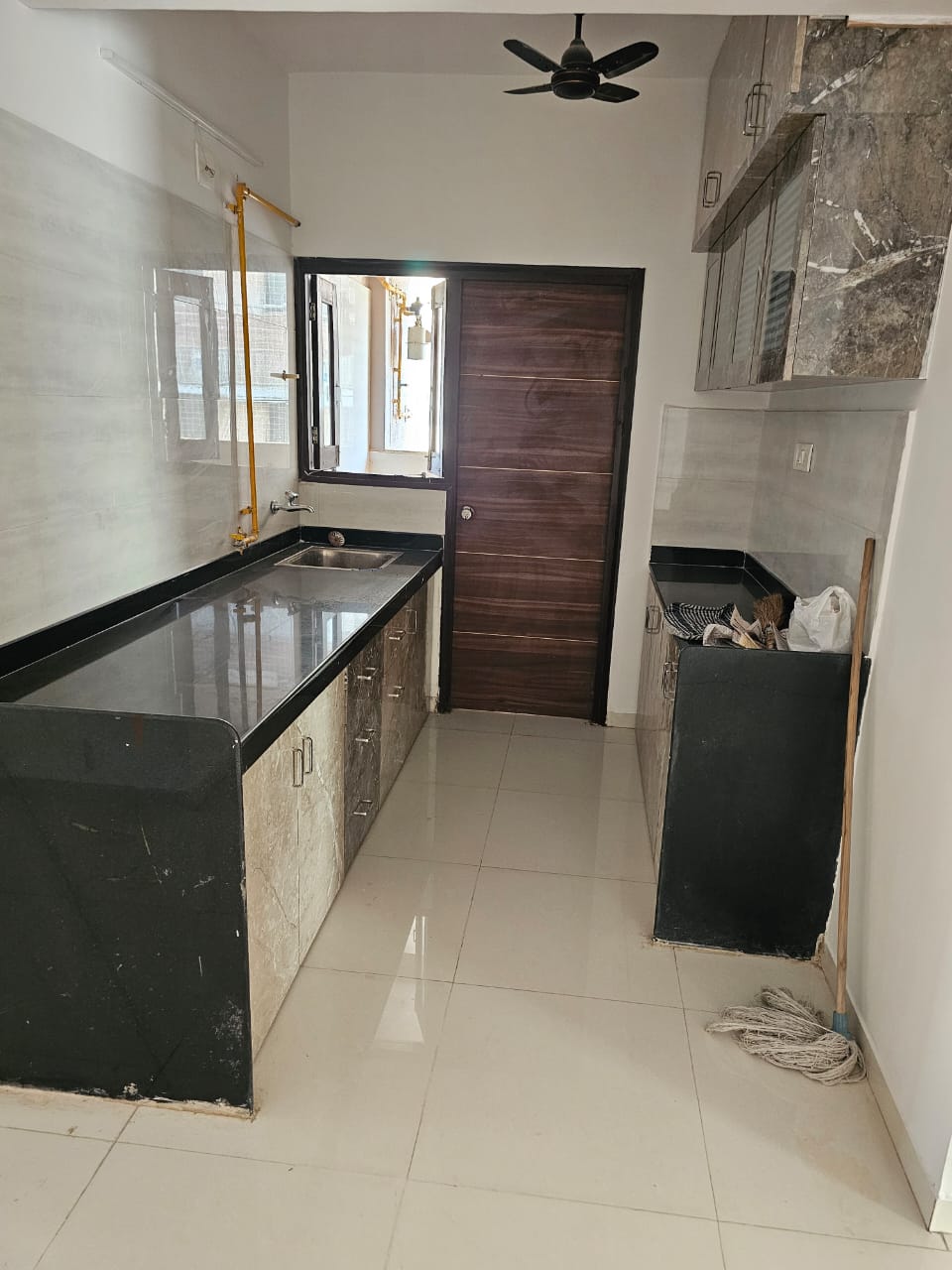 3 BHK 1550 Sq. Ft. Residential Flat / Appartment for Rent in Shilaj Ahmedabad - Media 3