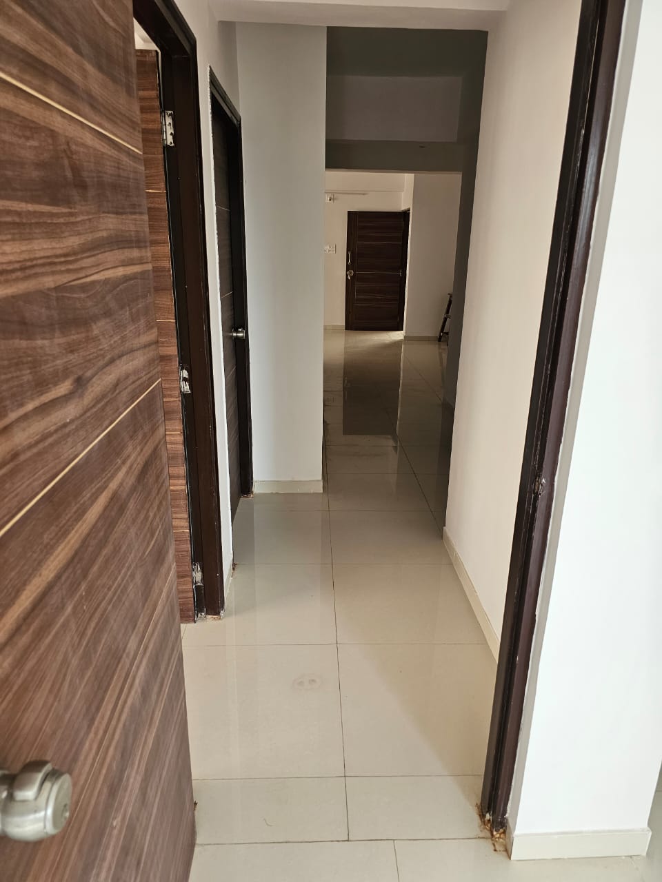 3 BHK 1550 Sq. Ft. Residential Flat / Appartment for Rent in Shilaj Ahmedabad - Media 12