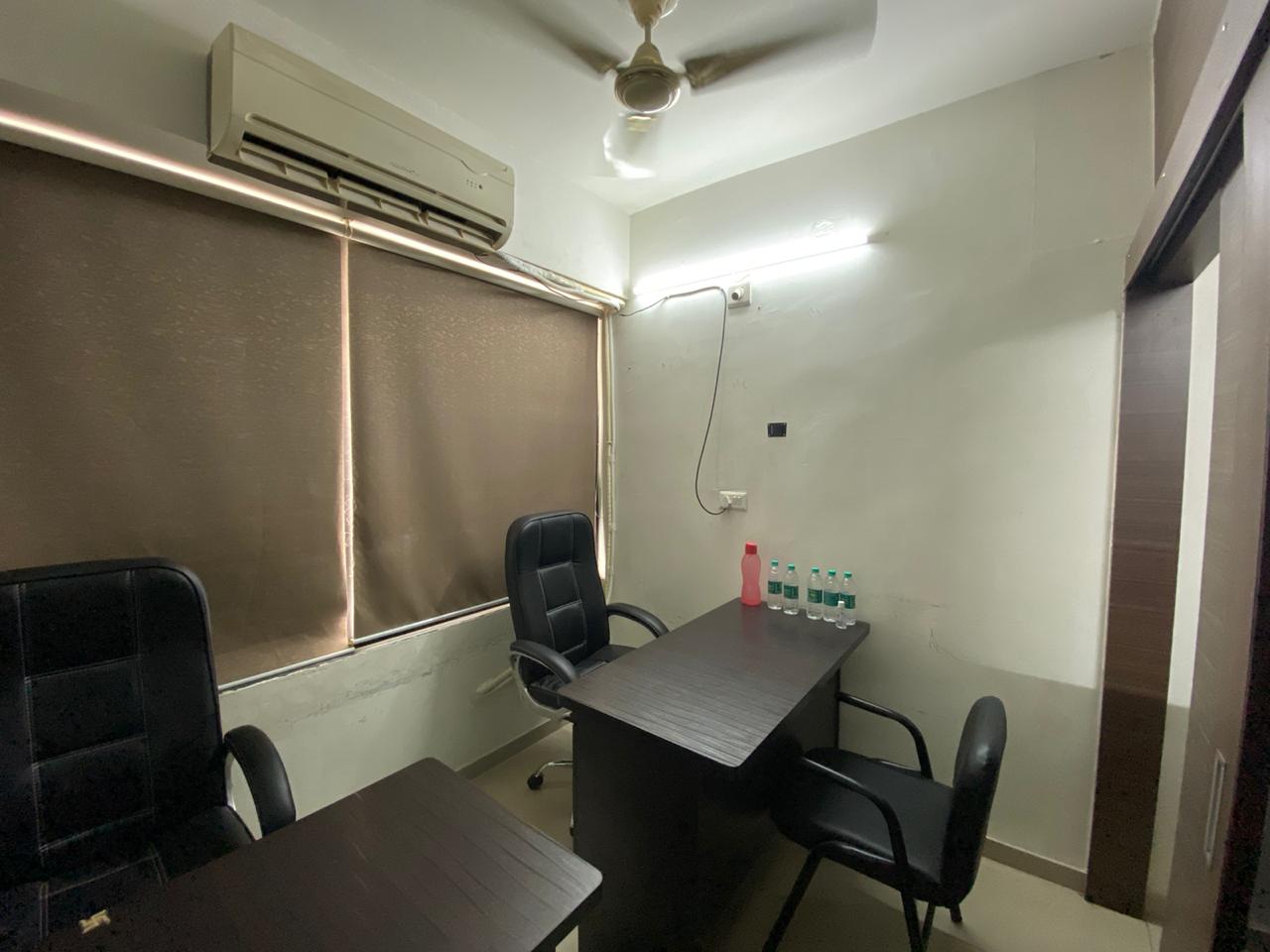 Office 456 Sq. Ft. Commercial Flat / Appartment for Sell in Bodakdev Ahmedabad - Media 5