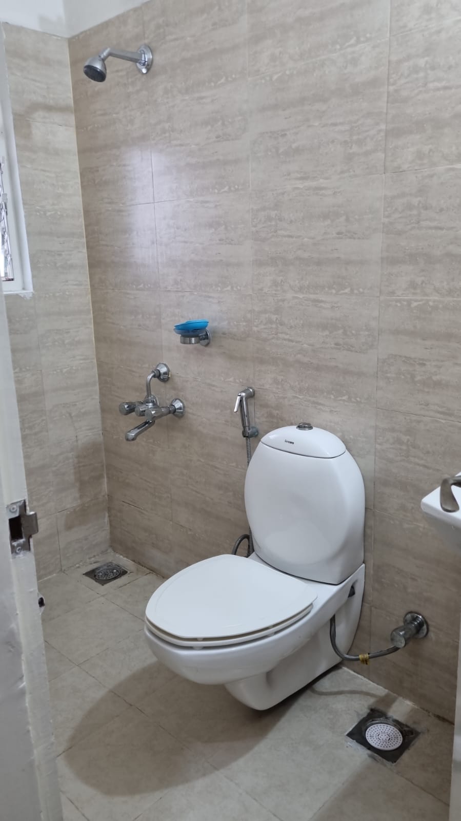 3 BHK 1729 Sq. Ft. Residential Flat / Appartment for Rent in Jagatpur Ahmedabad - Media 7