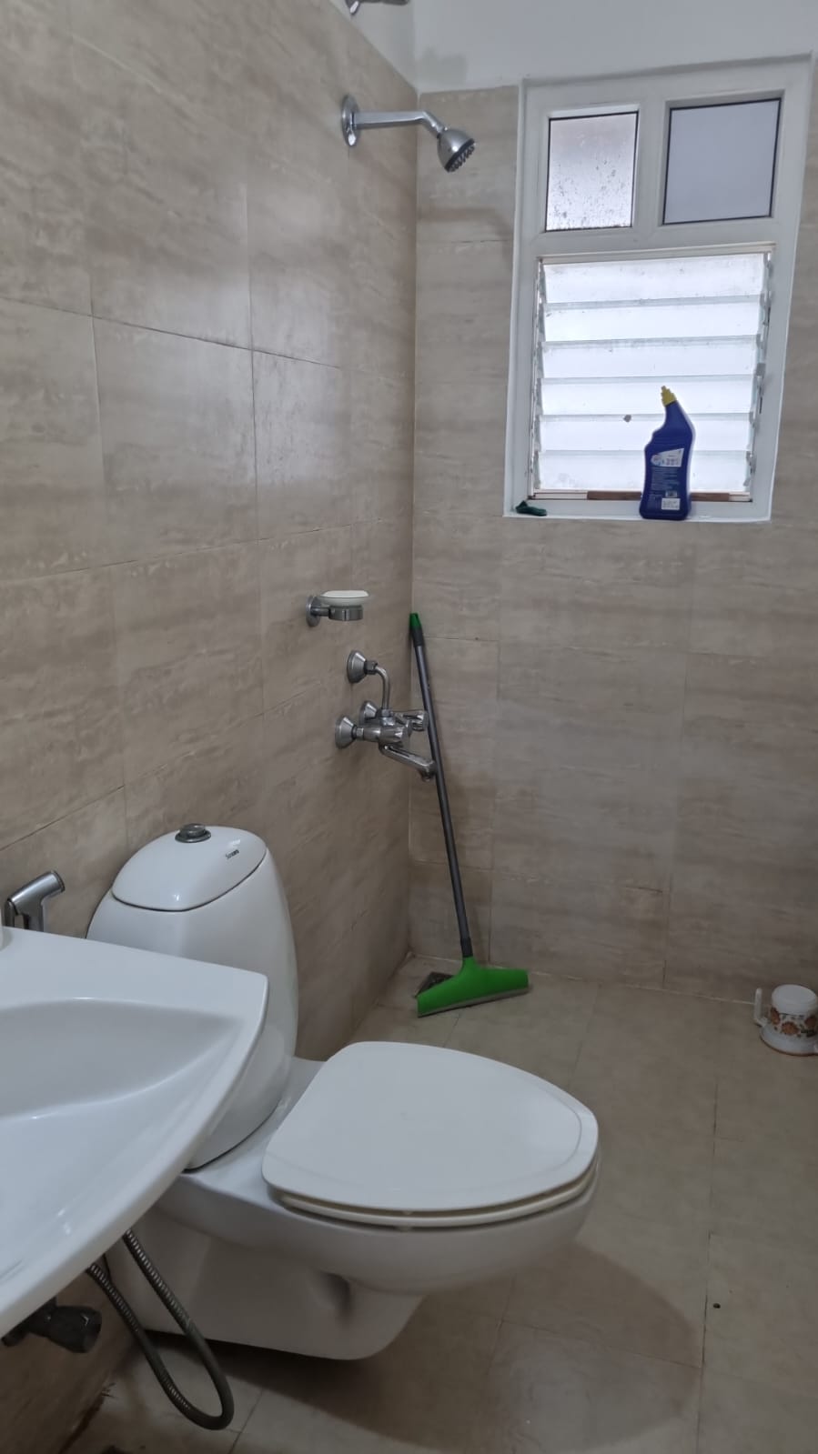 3 BHK 1729 Sq. Ft. Residential Flat / Appartment for Rent in Jagatpur Ahmedabad - Media 3