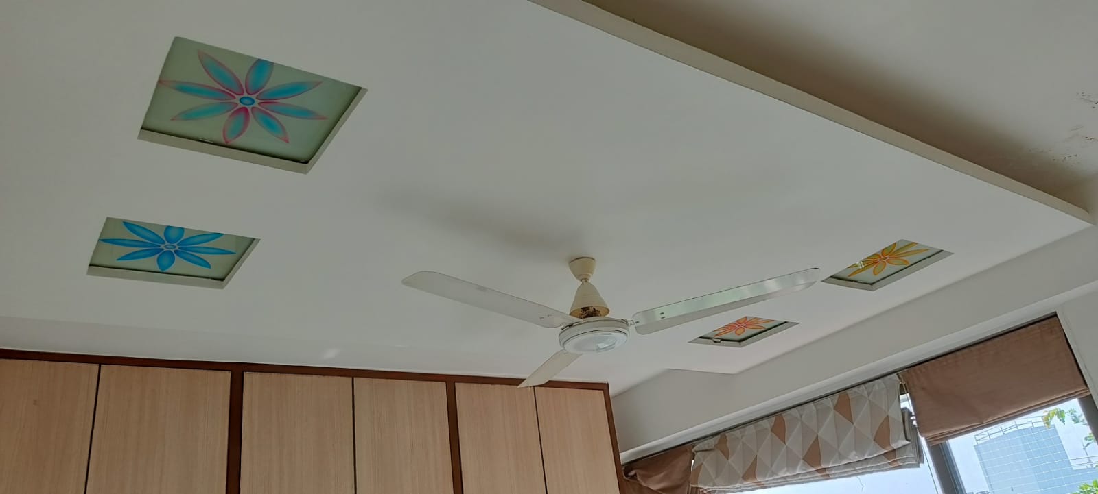 3 BHK 1440 Sq. Ft. Residential Flat / Appartment for Rent in Thaltej Ahmedabad