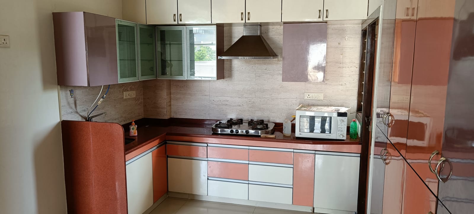 3 BHK 1440 Sq. Ft. Residential Flat / Appartment for Rent in Thaltej Ahmedabad - Media 10