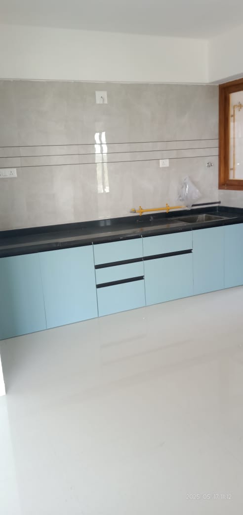 3 BHK 1692 Sq. Ft. Residential Flat / Appartment for Rent in Vaishnodevi Ahmedabad - Media 3