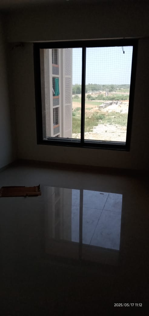 3 BHK 1692 Sq. Ft. Residential Flat / Appartment for Rent in Vaishnodevi Ahmedabad - Media 5