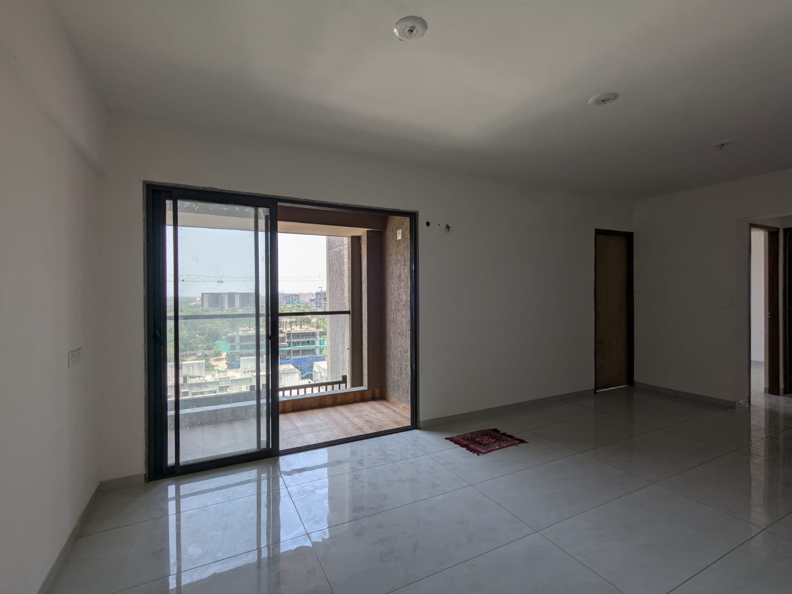 3 BHK 1836 Sq. Ft. Residential Flat / Appartment for Rent in Jagatpur Ahmedabad - Media 4