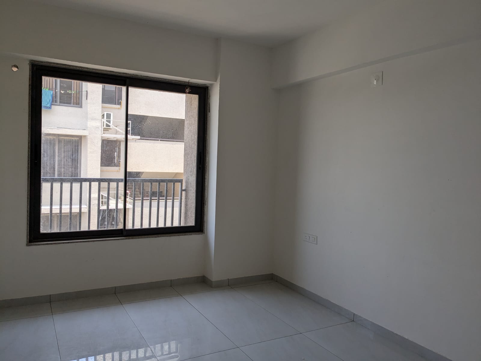 3 BHK 1836 Sq. Ft. Residential Flat / Appartment for Rent in Jagatpur Ahmedabad