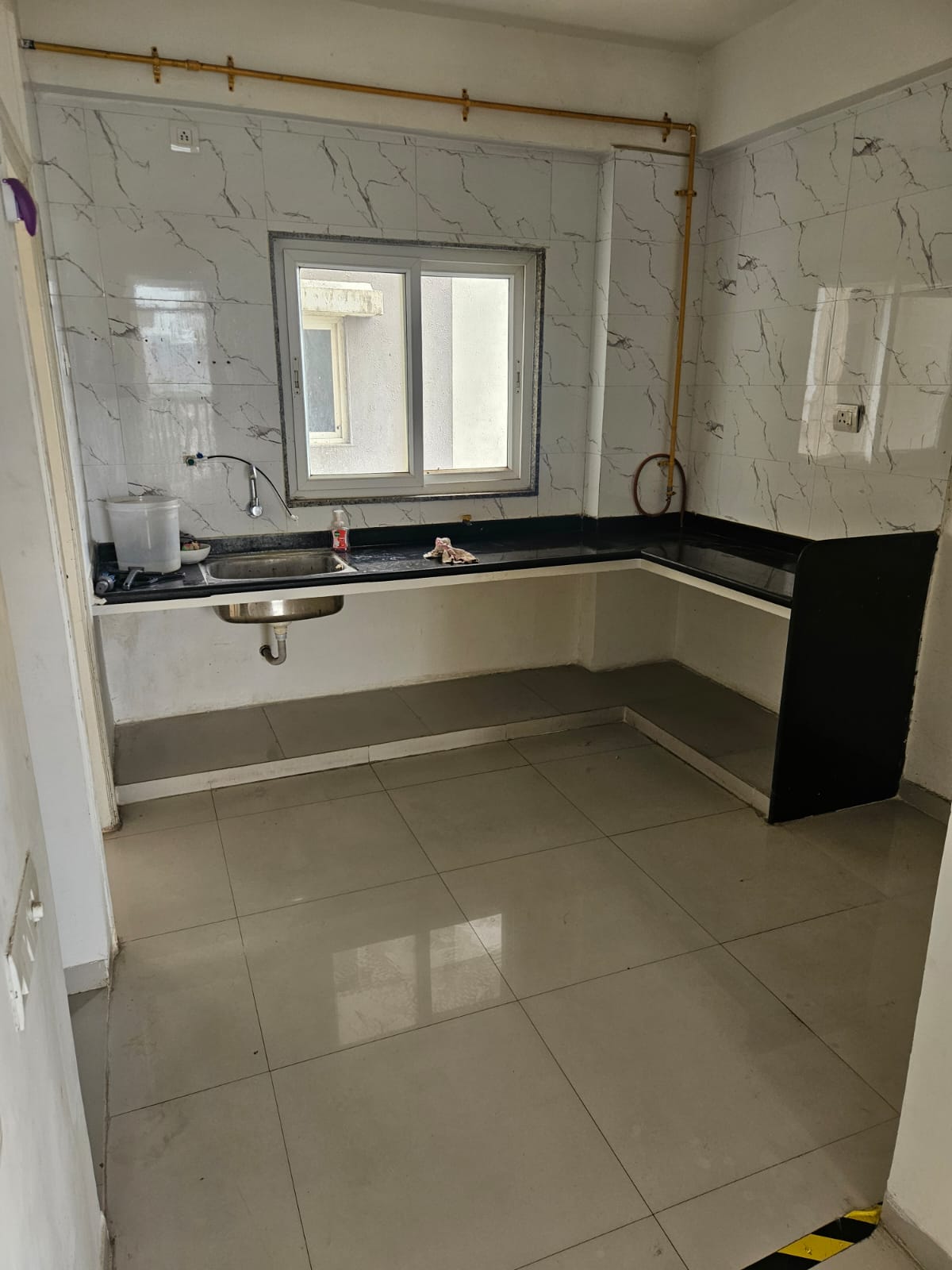 3 BHK 1980 Sq. Ft. Residential Flat / Appartment for Rent in Jagatpur Ahmedabad