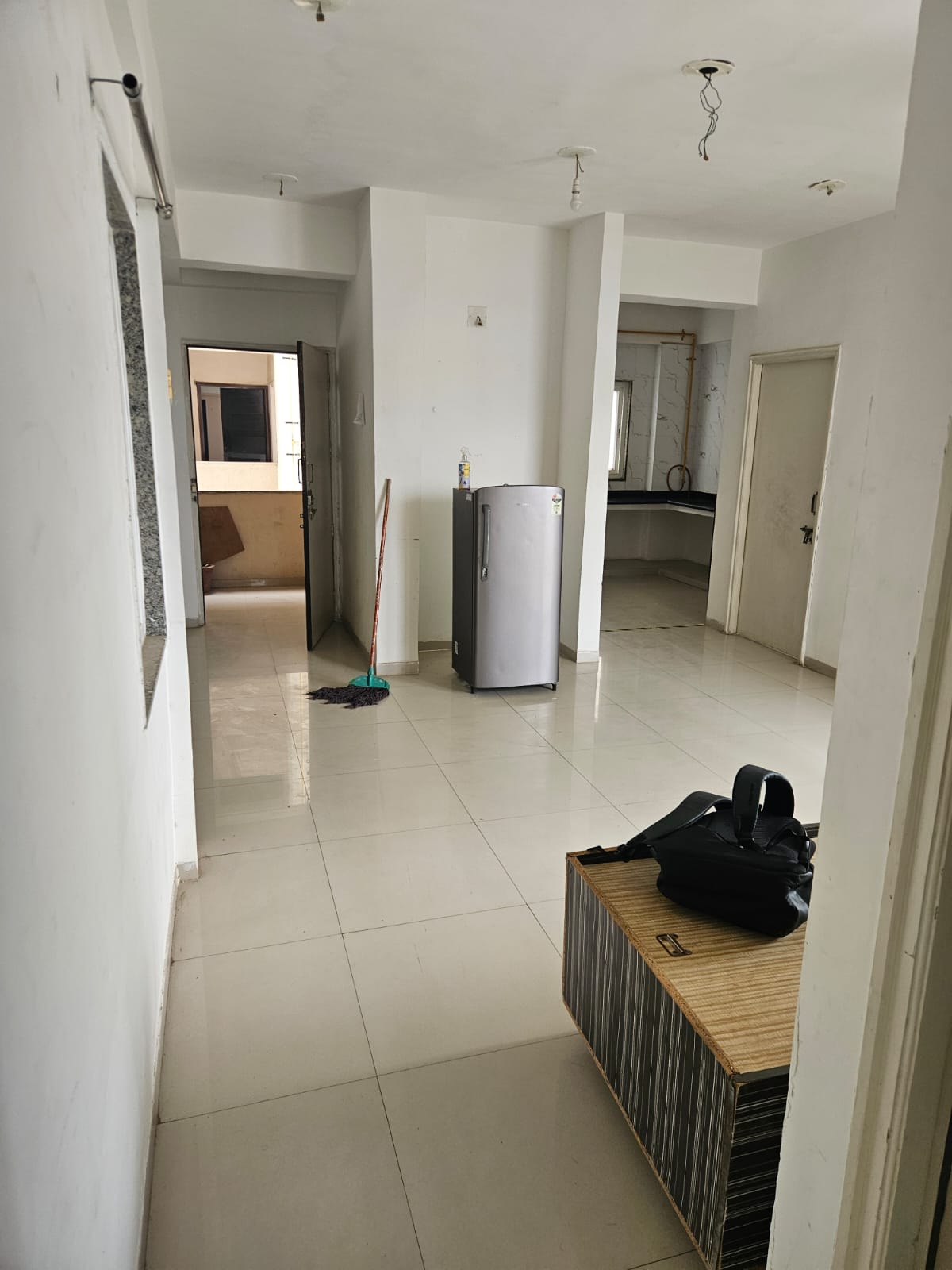 3 BHK 1980 Sq. Ft. Residential Flat / Appartment for Rent in Jagatpur Ahmedabad - Media 3