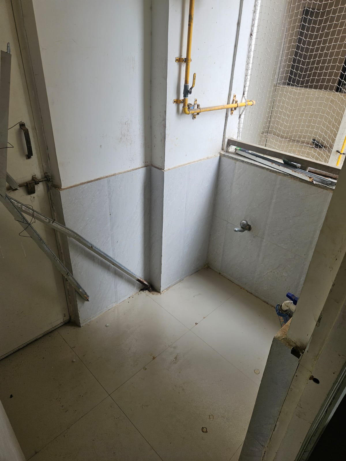 3 BHK 1980 Sq. Ft. Residential Flat / Appartment for Rent in Jagatpur Ahmedabad - Media 2