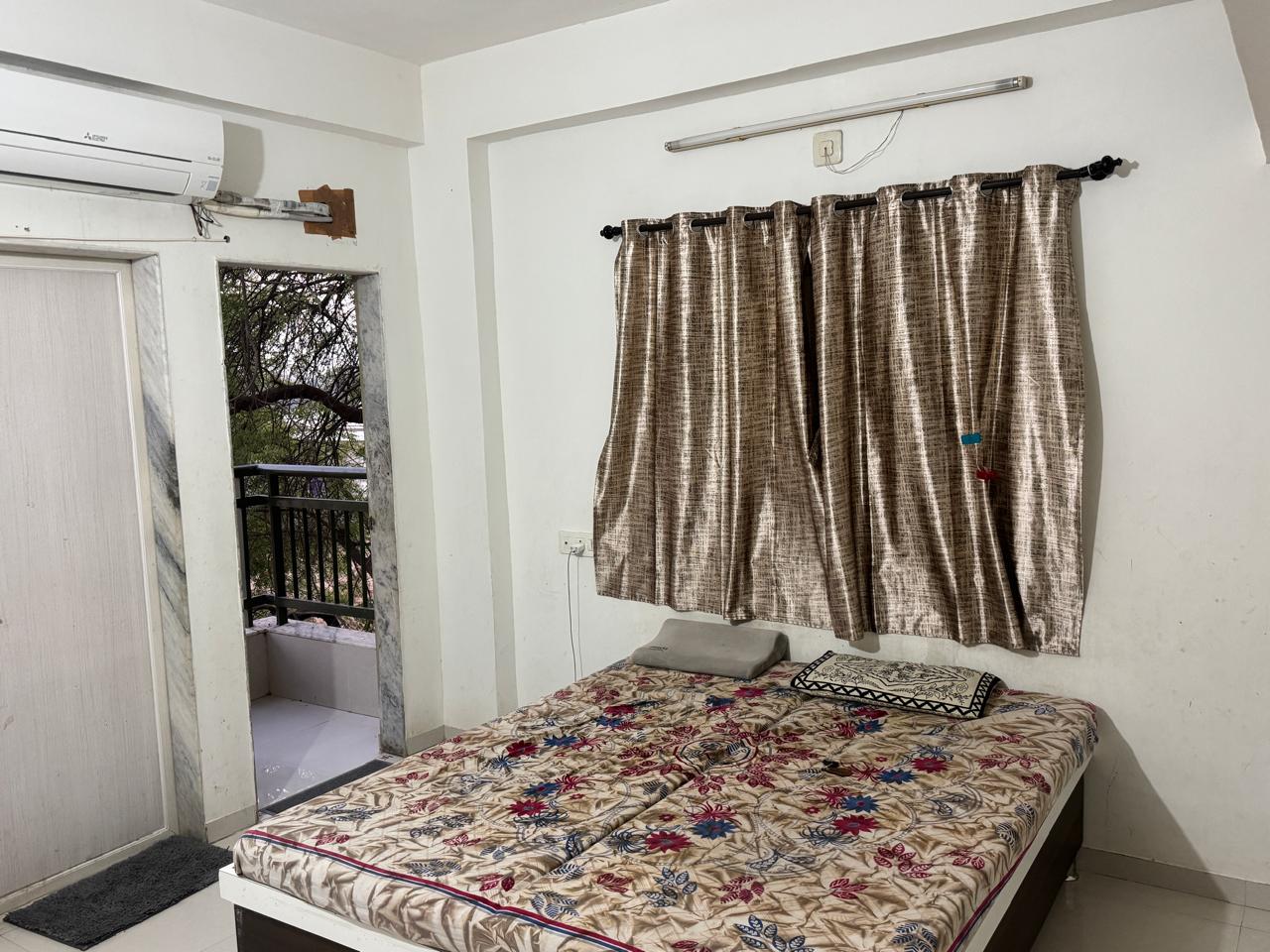 2 BHK 1305 Sq. Ft. Residential Flat / Appartment for Rent in Chandlodia Ahmedabad - Media 2