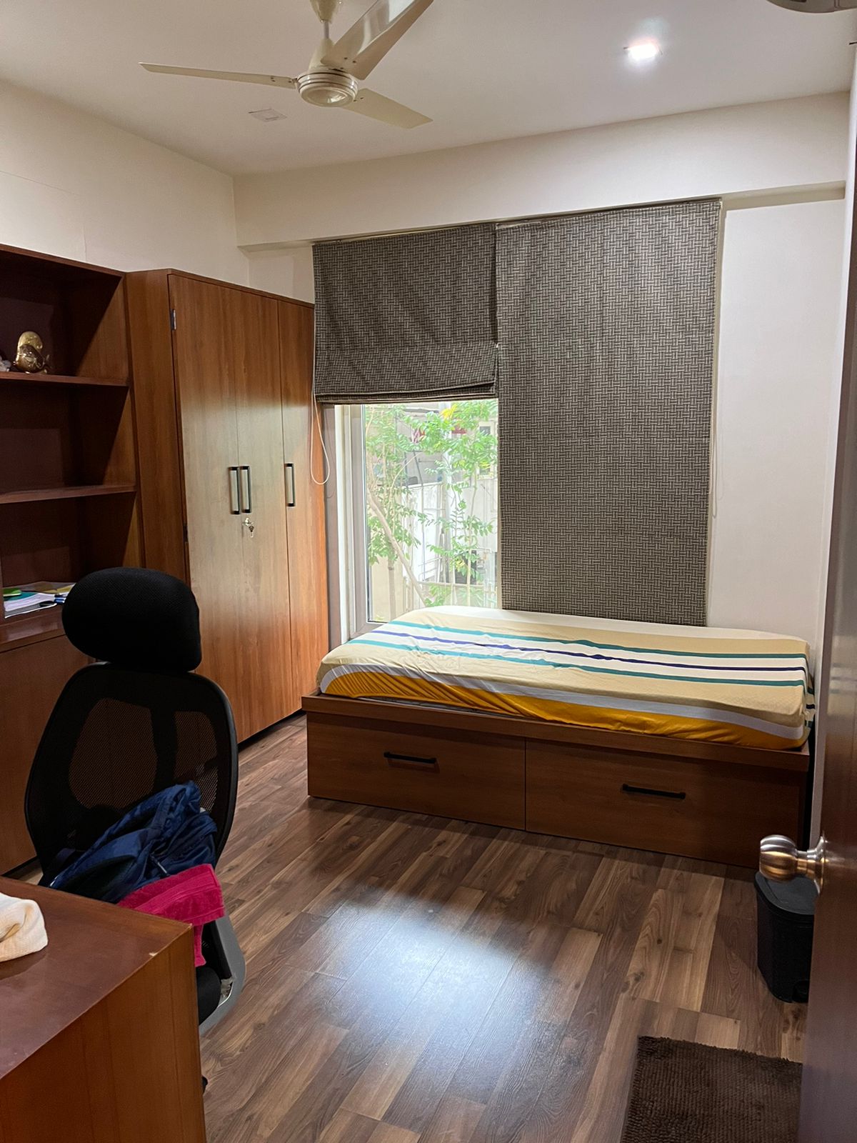 4 BHK 2750 Sq. Ft. Residential Flat / Appartment for Sell in Bodakdev Ahmedabad - Media 10