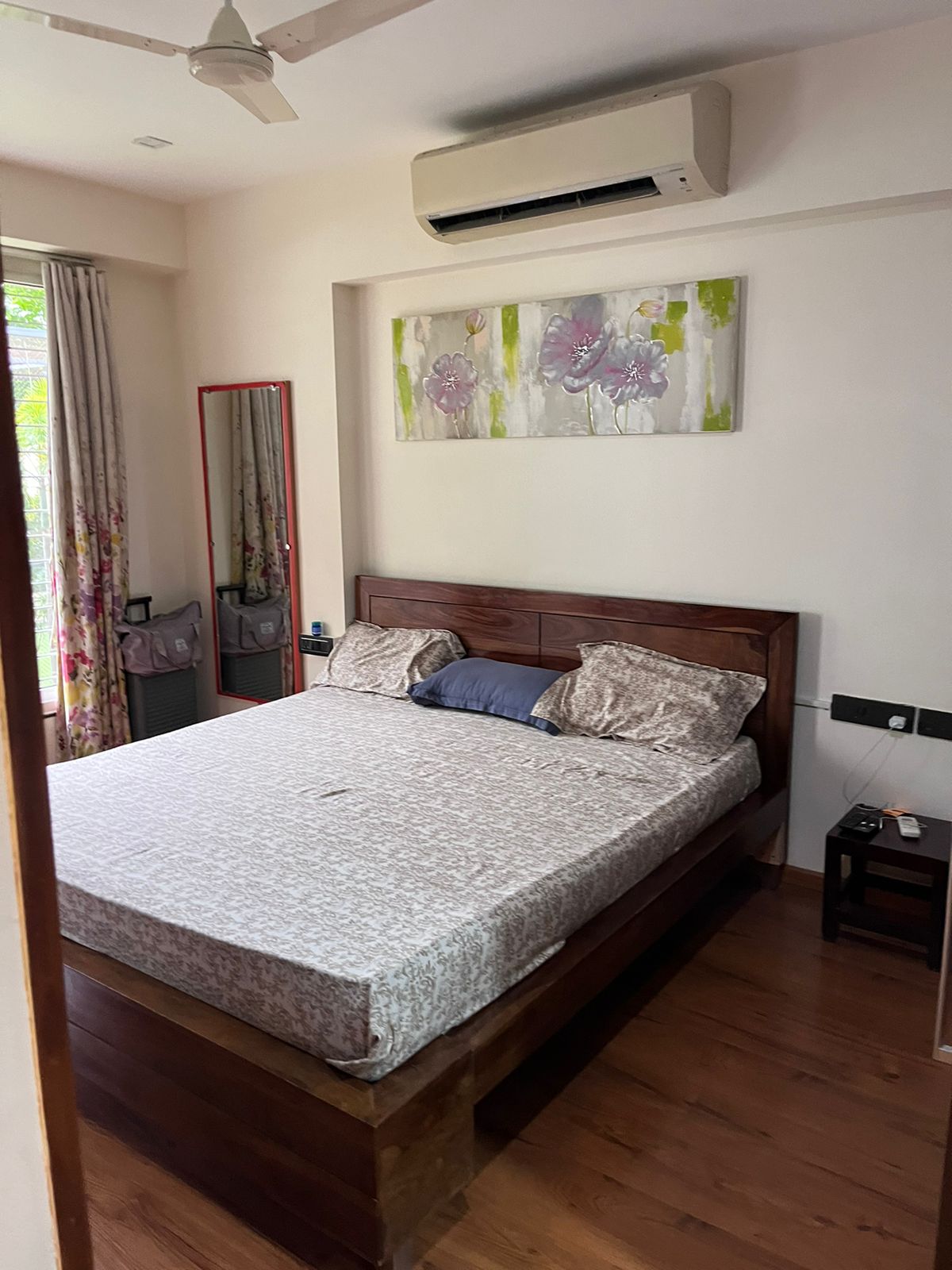4 BHK 2750 Sq. Ft. Residential Flat / Appartment for Sell in Bodakdev Ahmedabad - Media 13