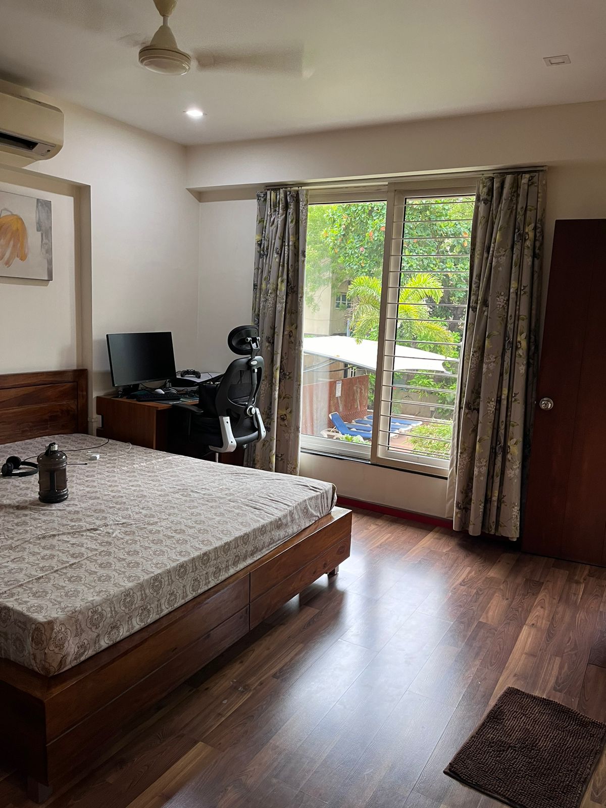 4 BHK 2750 Sq. Ft. Residential Flat / Appartment for Sell in Bodakdev Ahmedabad - Media 16