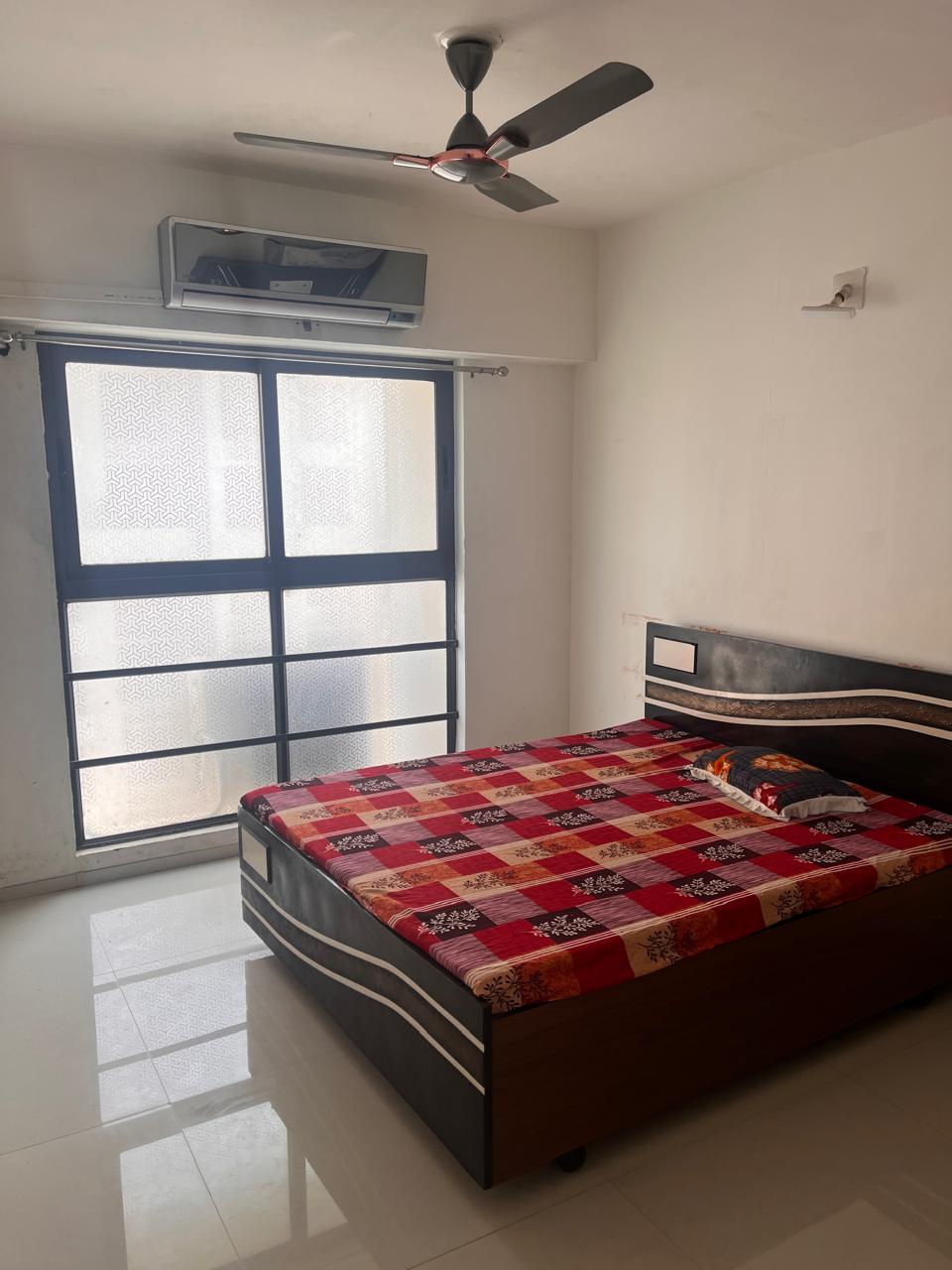 3 BHK 1600 Sq. Ft. Residential Flat / Appartment for Sell in Jagatpur Ahmedabad - Media 15