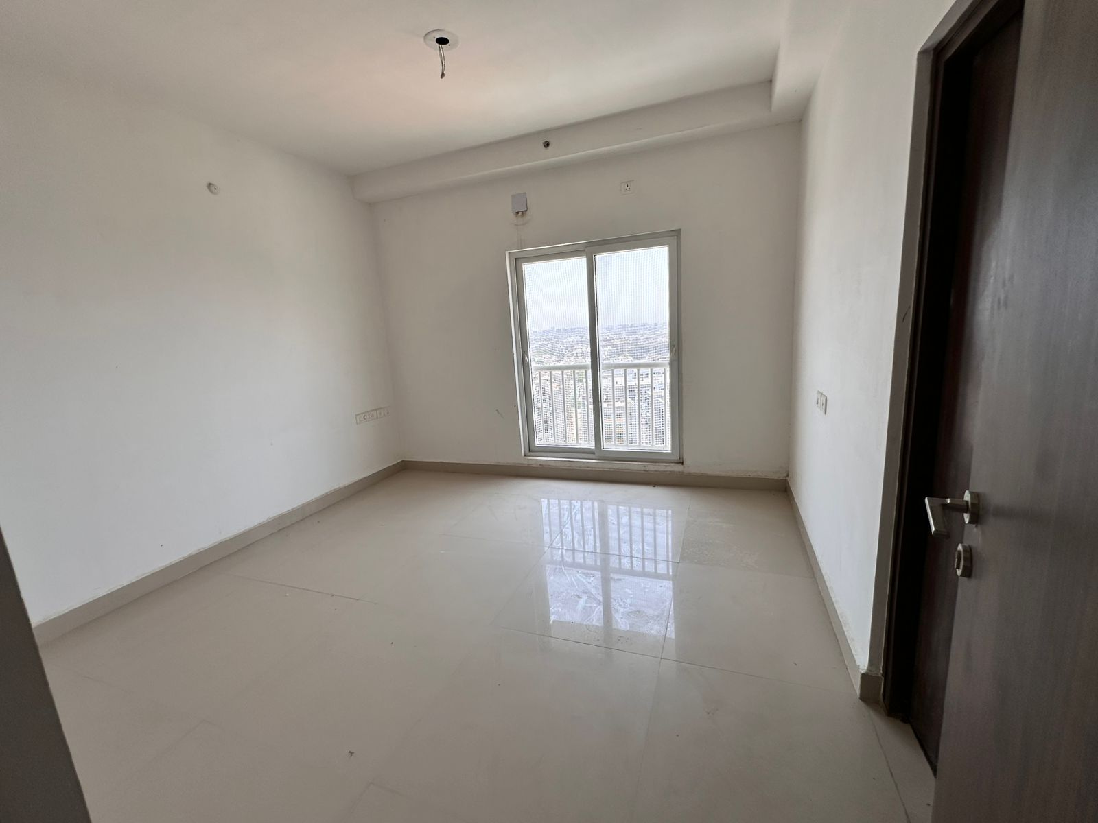 4 BHK 3920 Sq. Ft. Residential Penthouse for Sell in Jagatpur Ahmedabad - Media 5