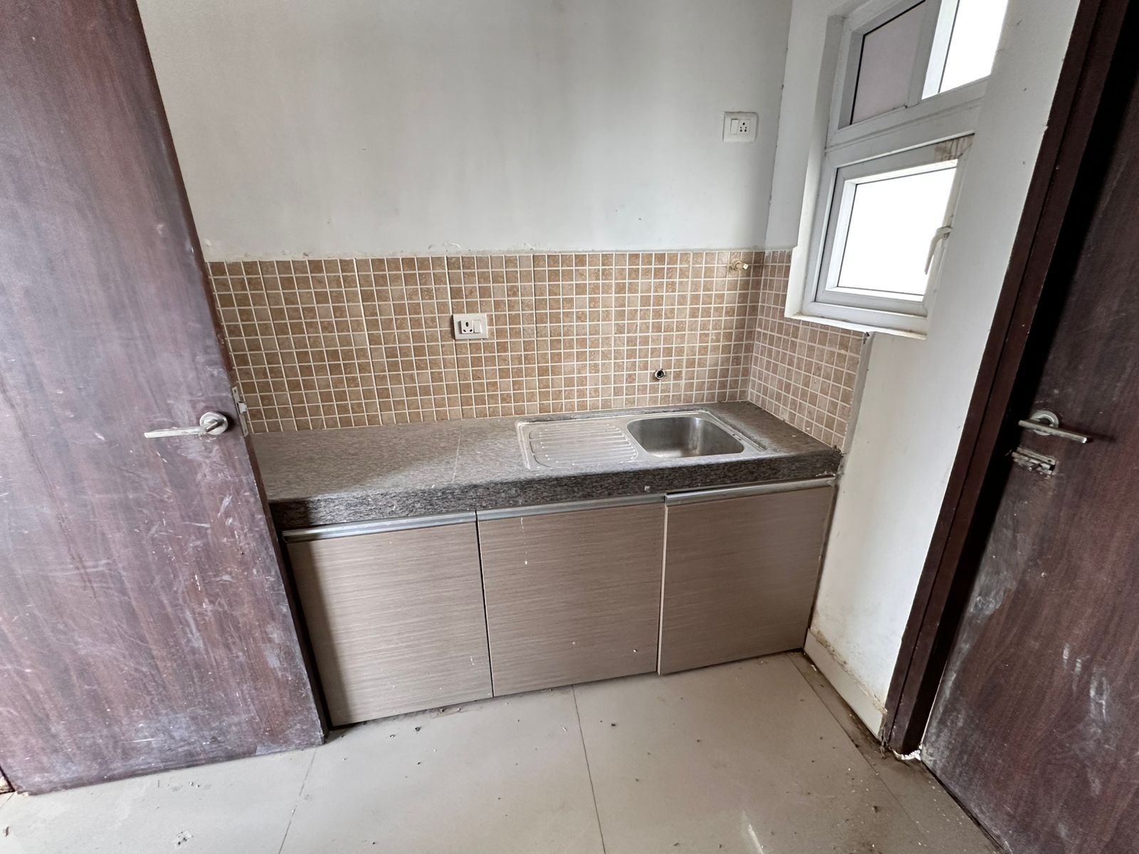 4 BHK 3920 Sq. Ft. Residential Penthouse for Sell in Jagatpur Ahmedabad - Media 7