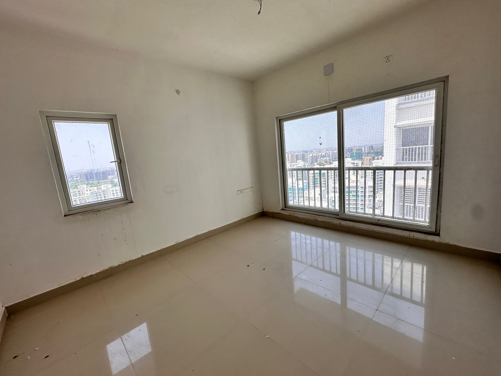 4 BHK 3920 Sq. Ft. Residential Penthouse for Sell in Jagatpur Ahmedabad - Media 13