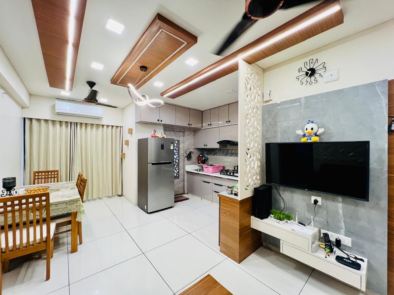 2 BHK 1136 Sq. Ft. Residential Flat / Appartment for Sell in Vaishnodevi Ahmedabad - Media 9