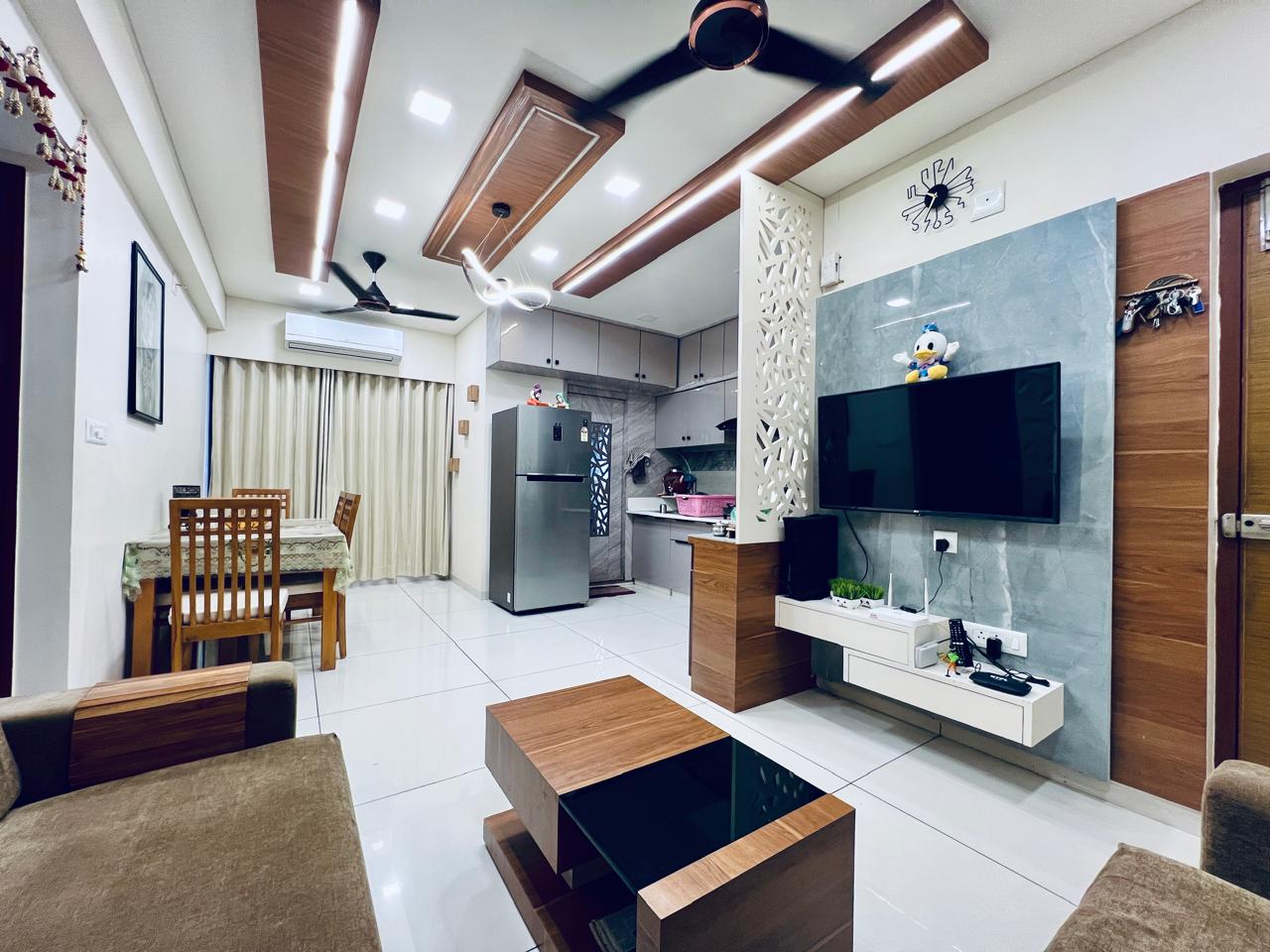 2 BHK 1136 Sq. Ft. Residential Flat / Appartment for Sell in Vaishnodevi Ahmedabad - Media 10