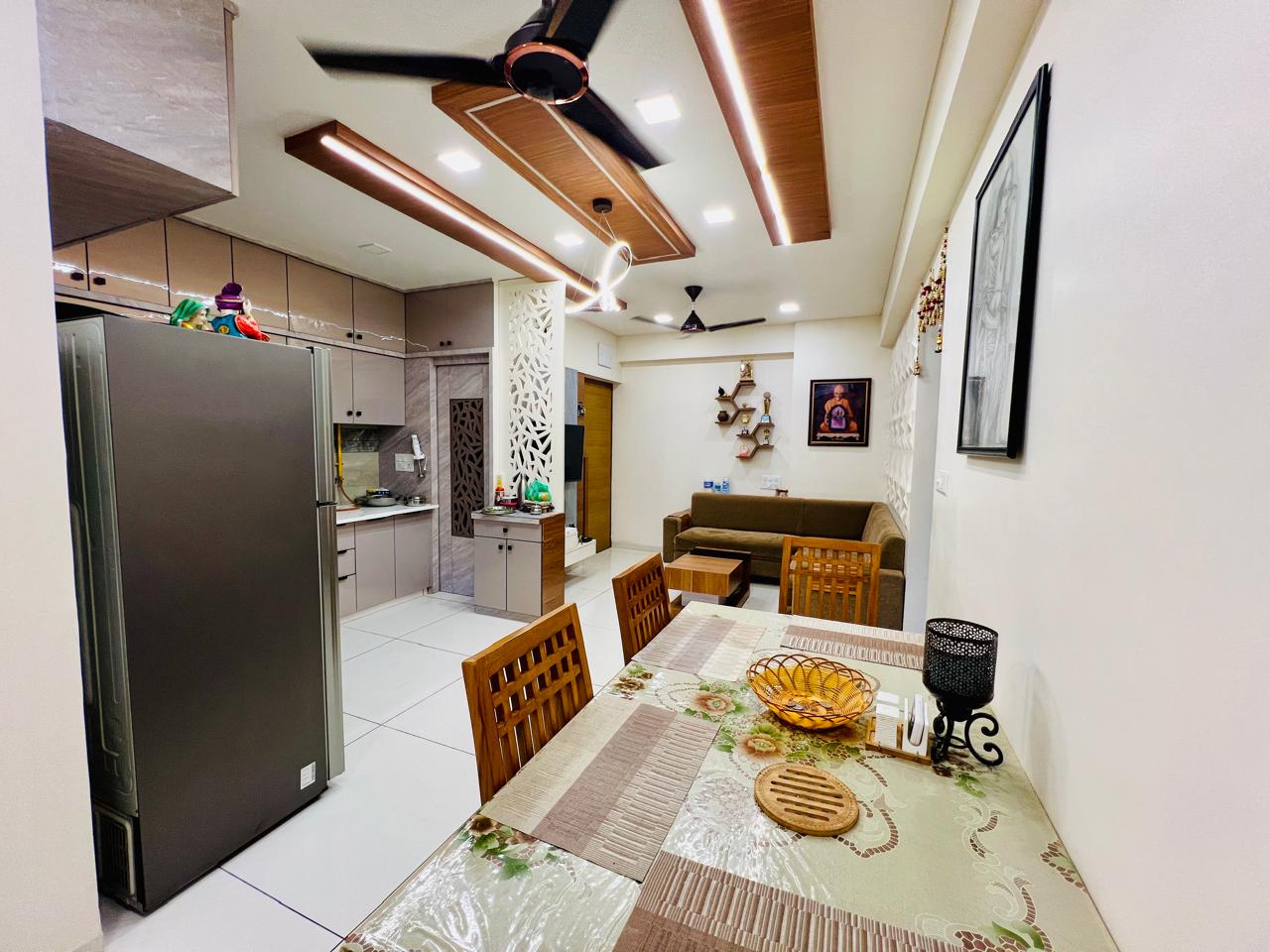 2 BHK 1136 Sq. Ft. Residential Flat / Appartment for Sell in Vaishnodevi Ahmedabad - Media 7