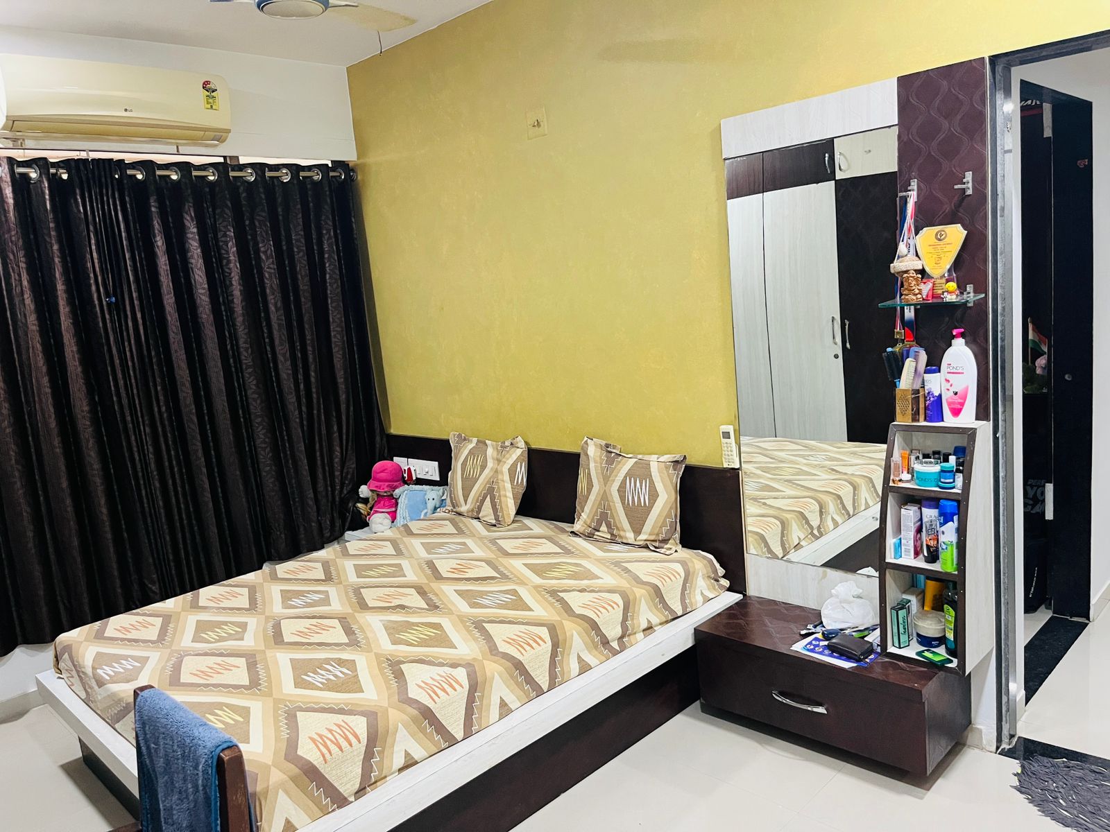 2 BHK 1260 Sq. Ft. Residential Flat / Appartment for Rent in Gota Ahmedabad - Media 3