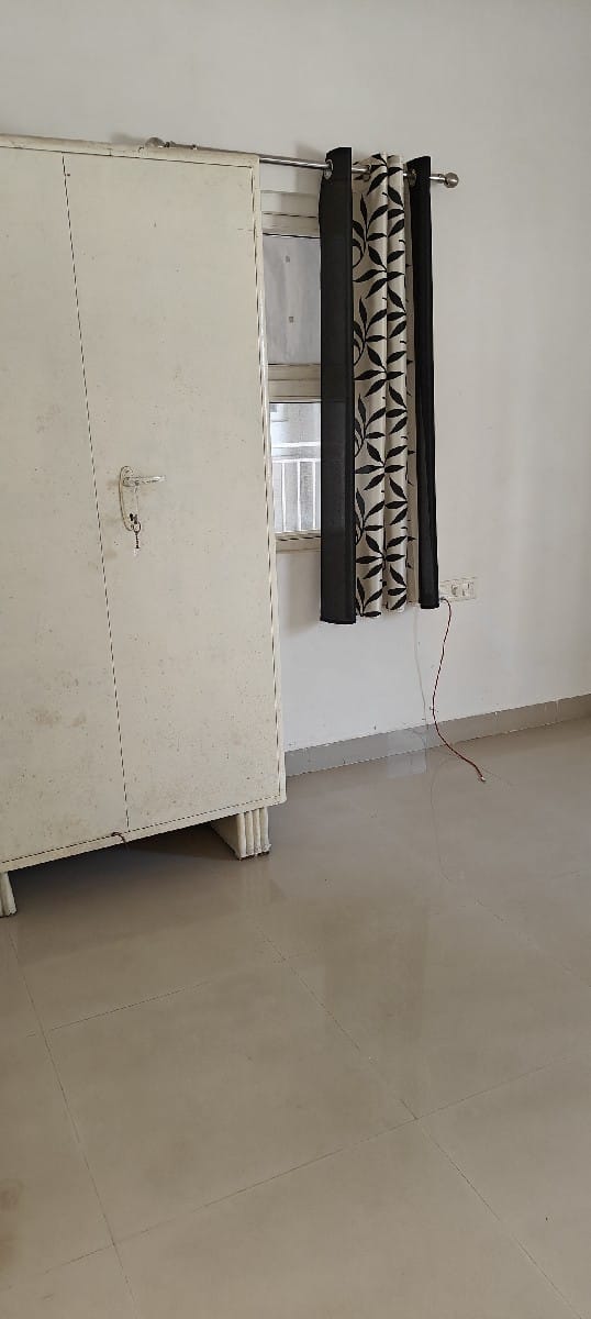 2 BHK 1270 Sq. Ft. Residential Flat / Appartment for Sell in Jagatpur Ahmedabad - Media 9