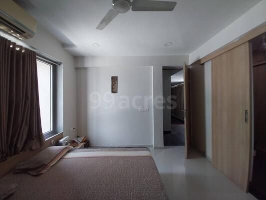 4 BHK 475 Sq. Yrd. Residential Bunglow / Villa for Sell in Science City Ahmedabad - Media 10