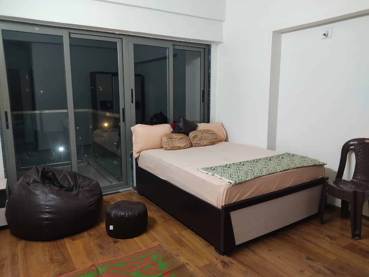 3 BHK 2007 Sq. Ft. Residential Flat / Appartment for Sell in Vaishnodevi Ahmedabad - Media 11