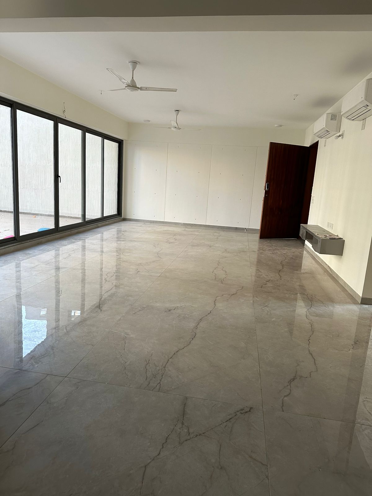 3 BHK 2700 Sq. Ft. Residential Flat / Appartment for Sell in Gota Ahmedabad - Media 10