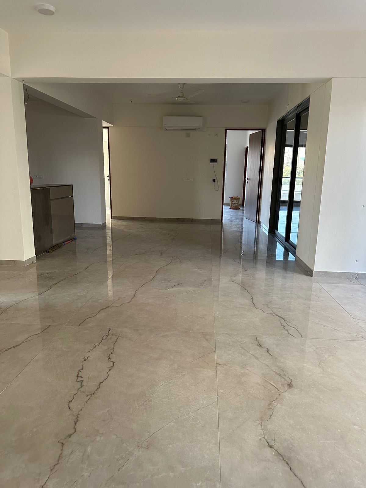 3 BHK 2700 Sq. Ft. Residential Flat / Appartment for Sell in Gota Ahmedabad - Media 13