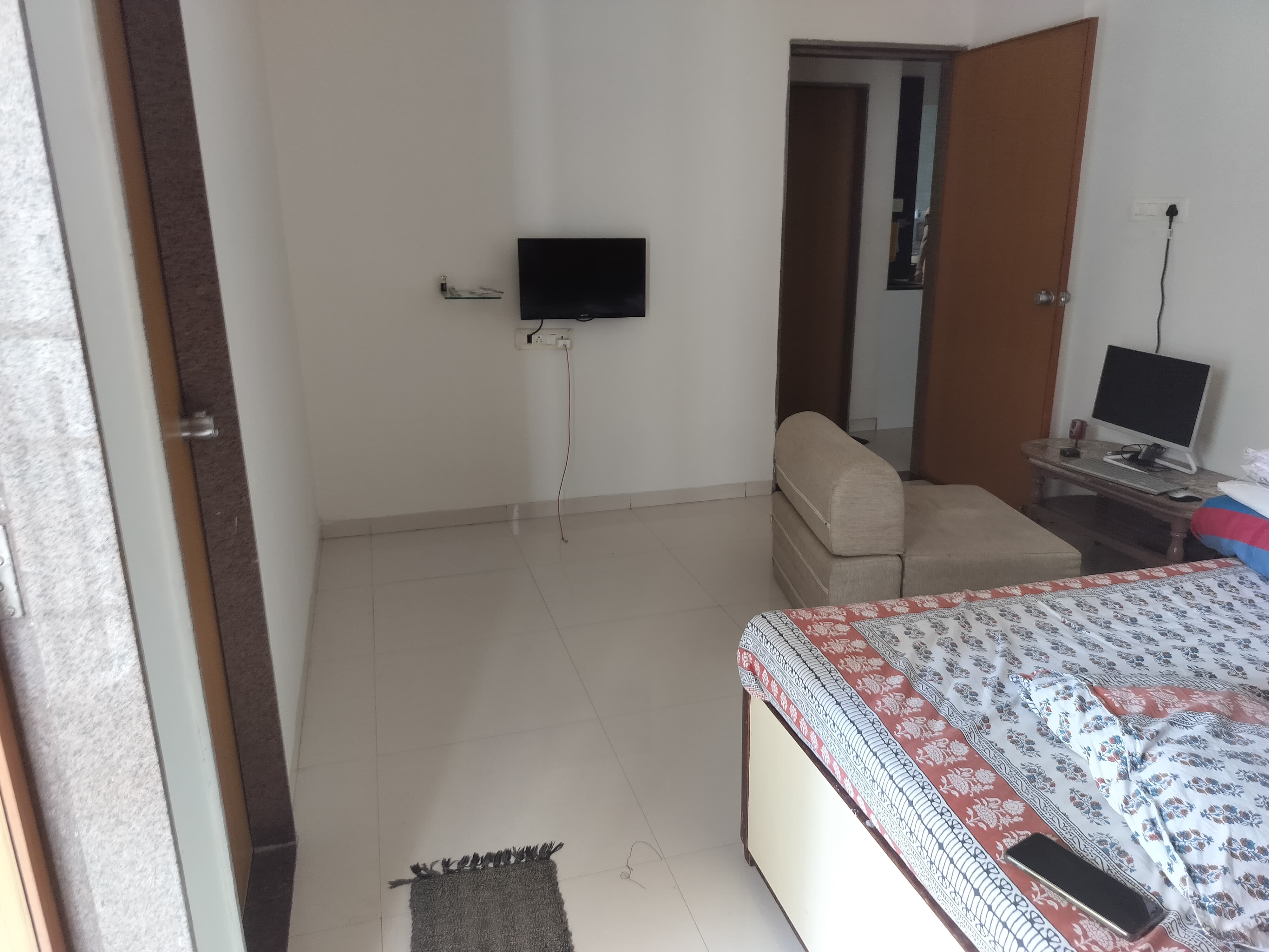 3 BHK 1899 Sq. Ft. Residential Flat / Appartment for Sell in Sola Ahmedabad - Media 11