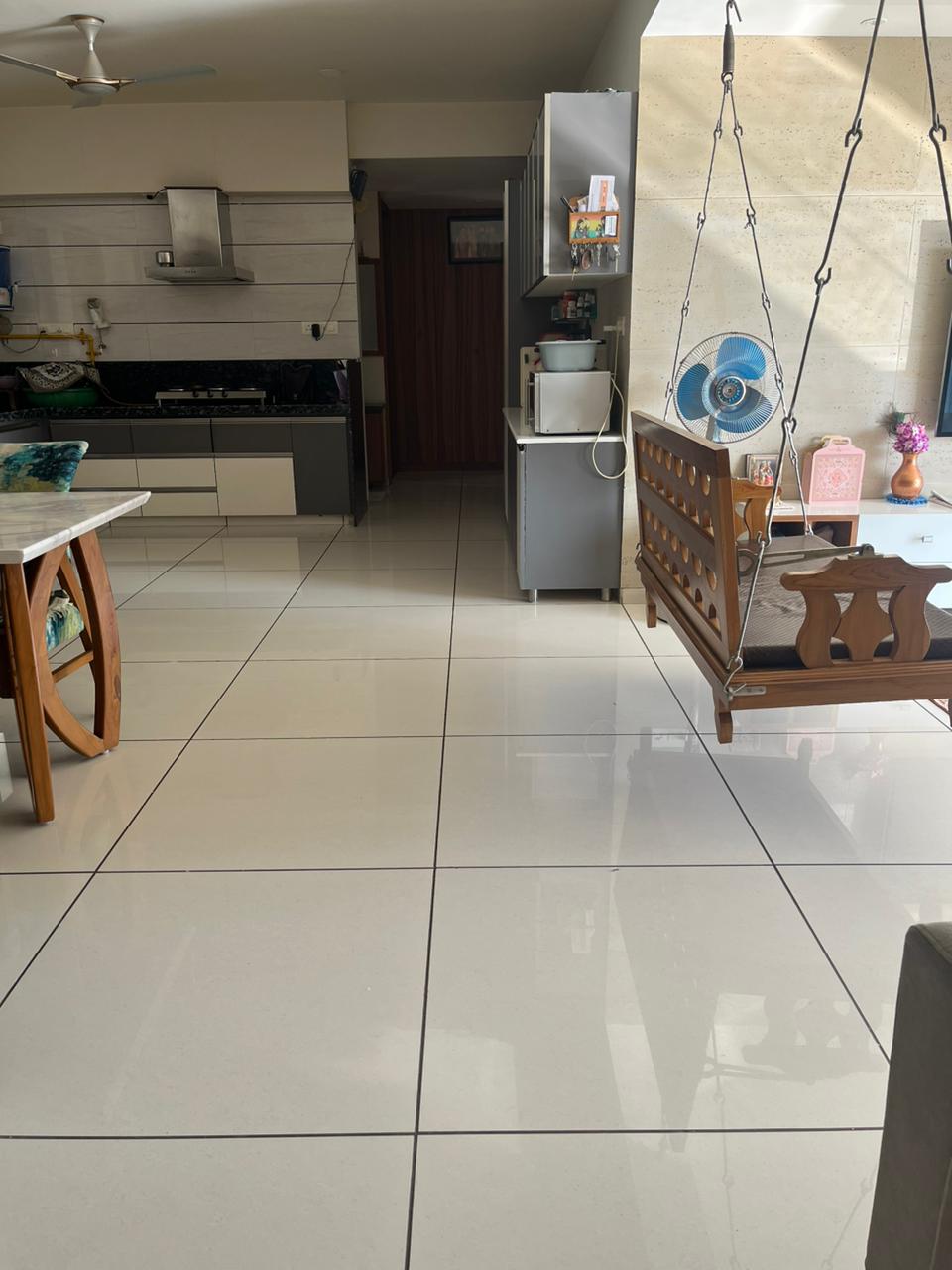 3 BHK 2700 Sq. Ft. Residential Flat / Appartment for Sell in Tragad Ahmedabad - Media 4