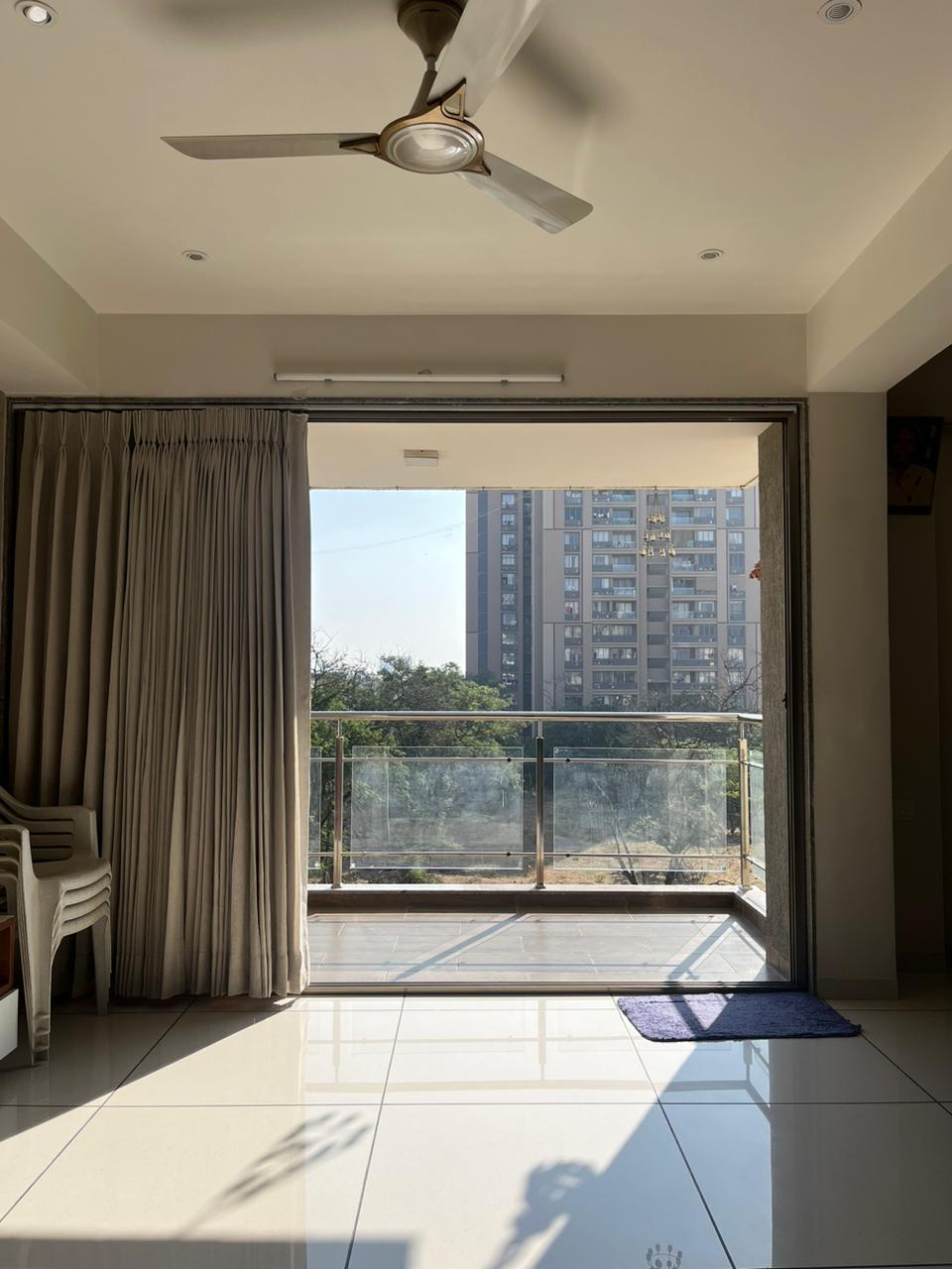 3 BHK 2700 Sq. Ft. Residential Flat / Appartment for Sell in Tragad Ahmedabad - Media 3