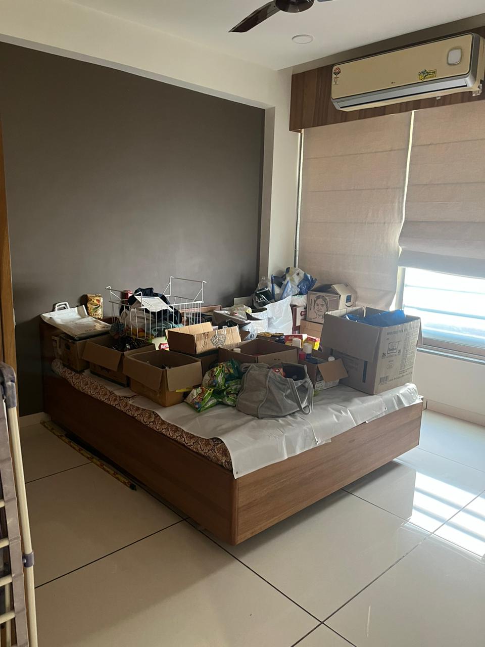 3 BHK 2700 Sq. Ft. Residential Flat / Appartment for Sell in Tragad Ahmedabad - Media 14