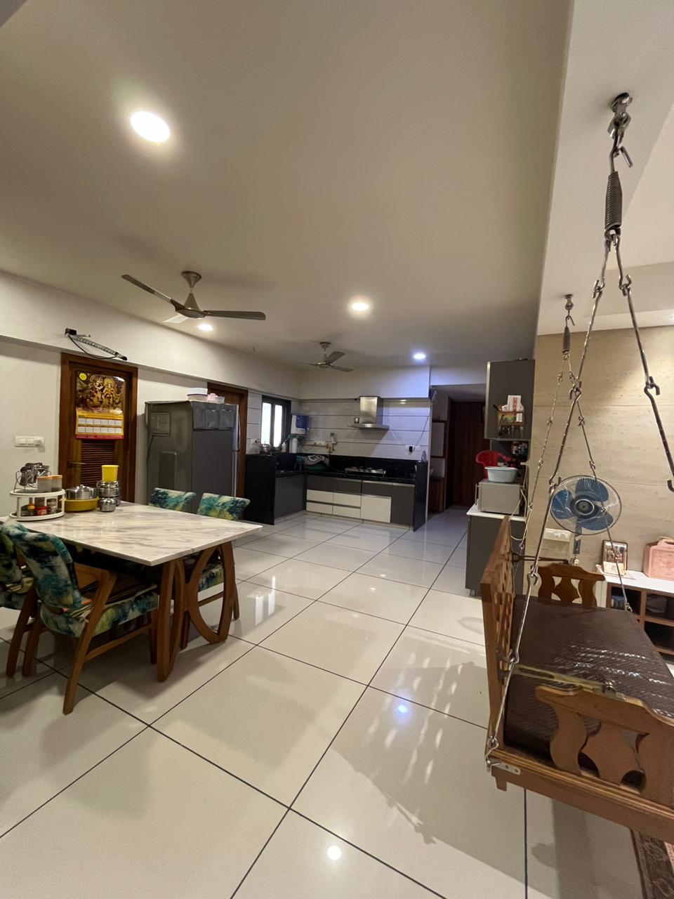 3 BHK 2700 Sq. Ft. Residential Flat / Appartment for Sell in Tragad Ahmedabad - Media 19