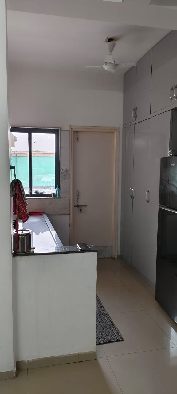 2 BHK 990 Sq. Ft. Residential Flat / Appartment for Rent in Gota Ahmedabad - Media 17