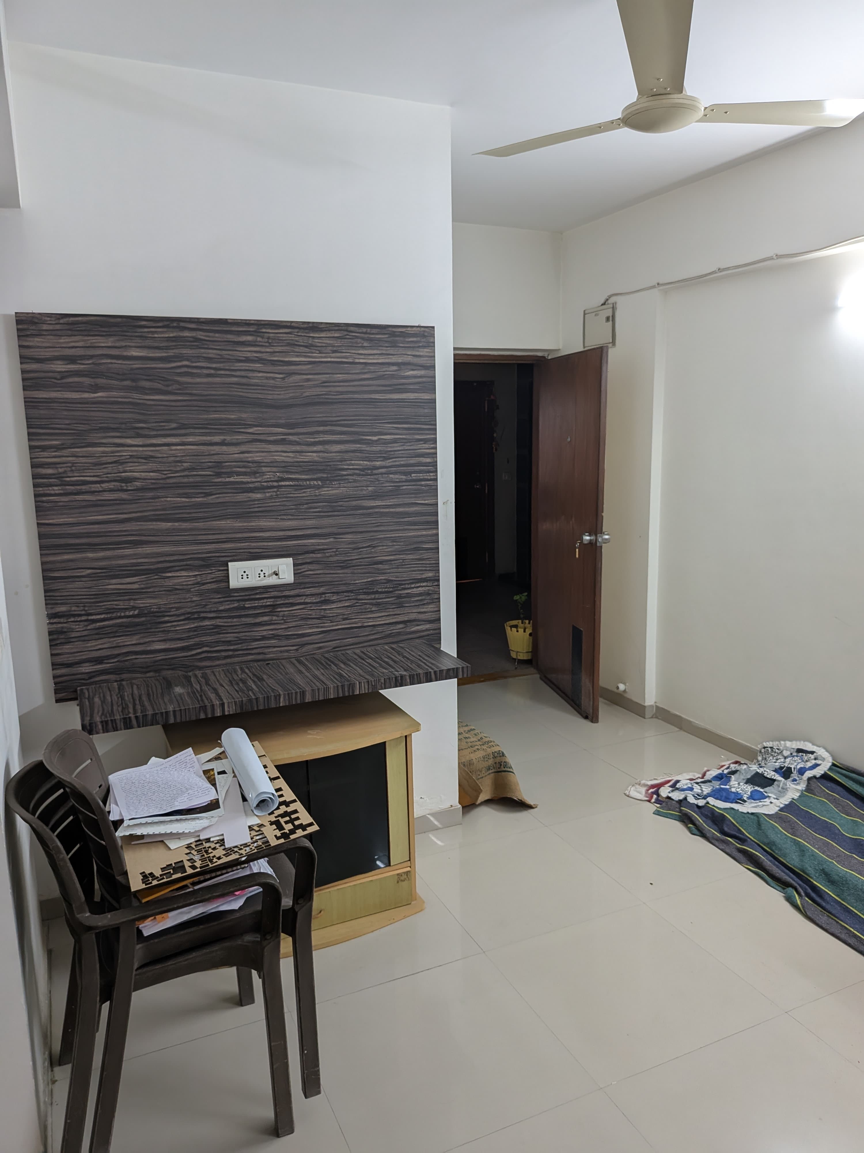 2 BHK 147 Sq. Yrd. Residential Flat / Appartment for Rent in Vaishnodevi Ahmedabad - Media 7