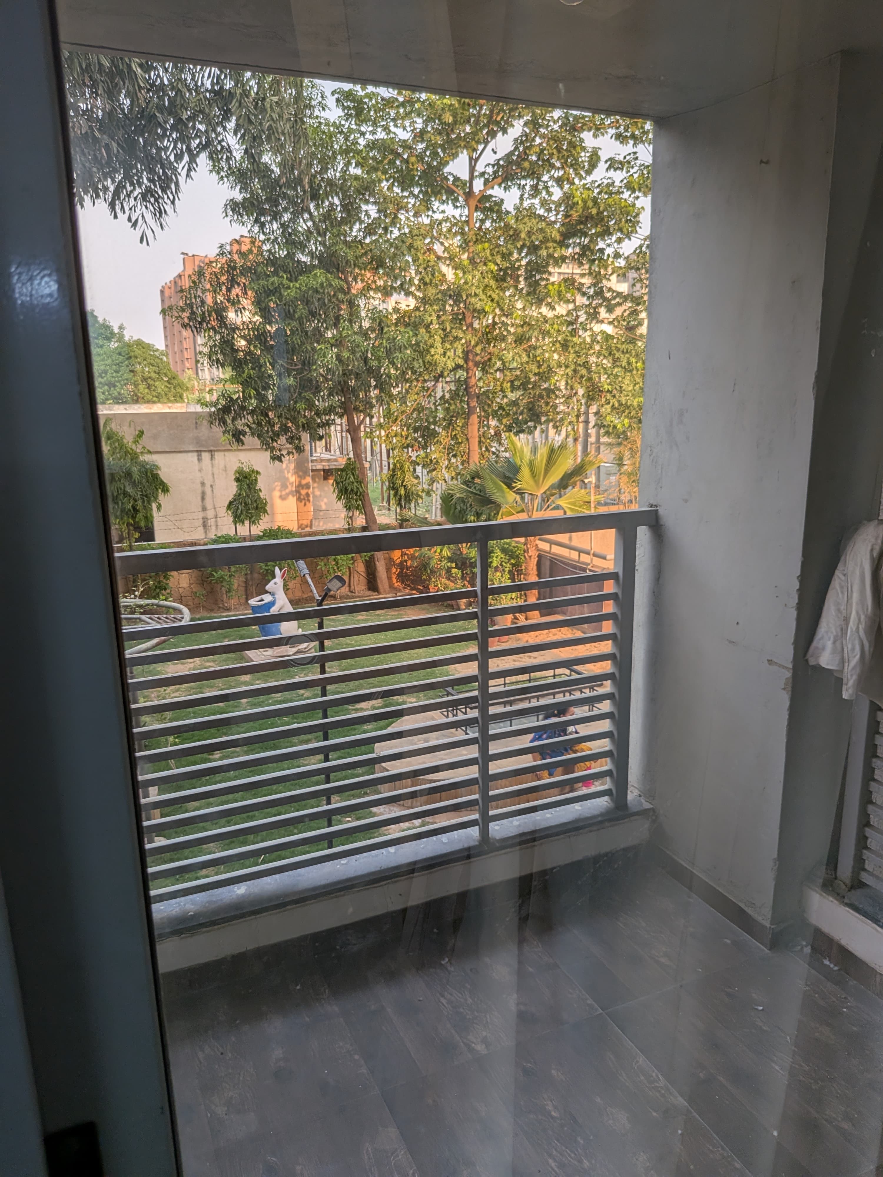 2 BHK 147 Sq. Yrd. Residential Flat / Appartment for Rent in Vaishnodevi Ahmedabad - Media 3