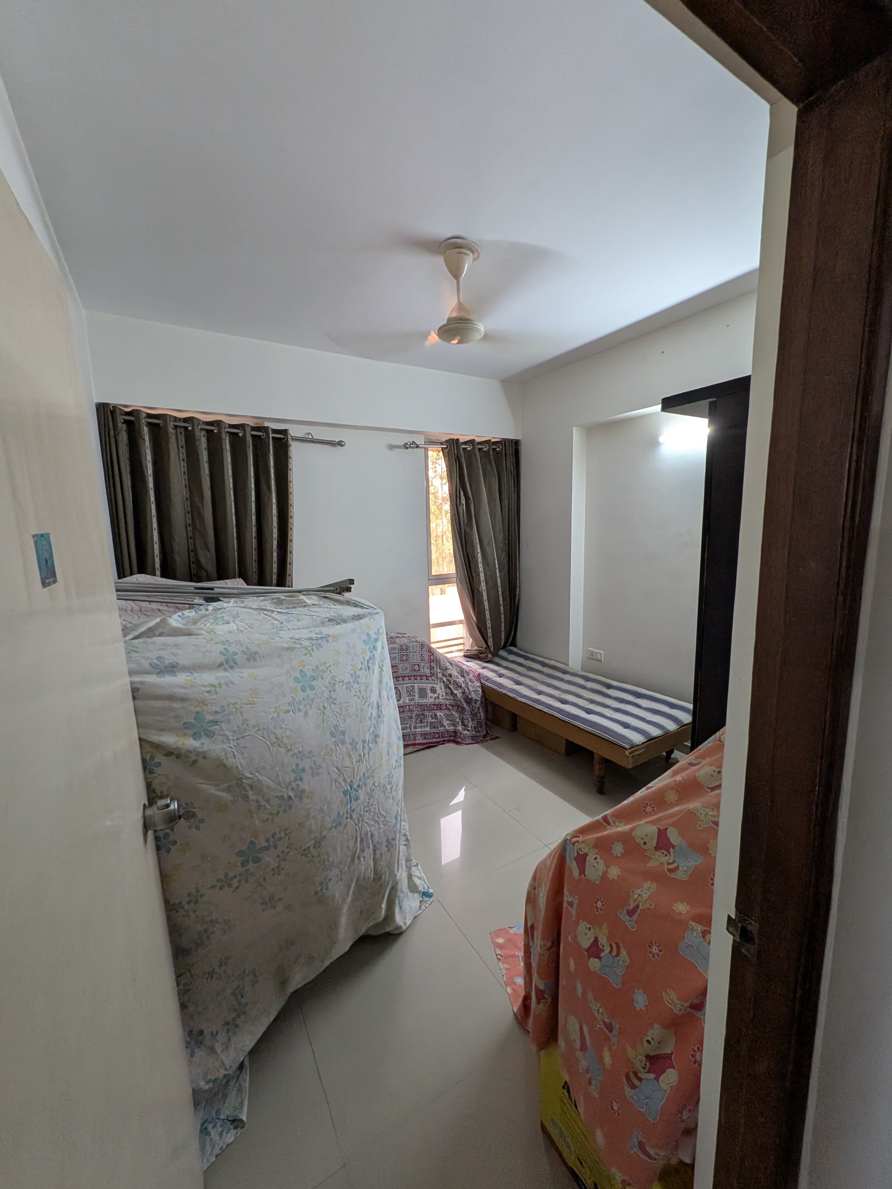 2 BHK 147 Sq. Yrd. Residential Flat / Appartment for Rent in Vaishnodevi Ahmedabad