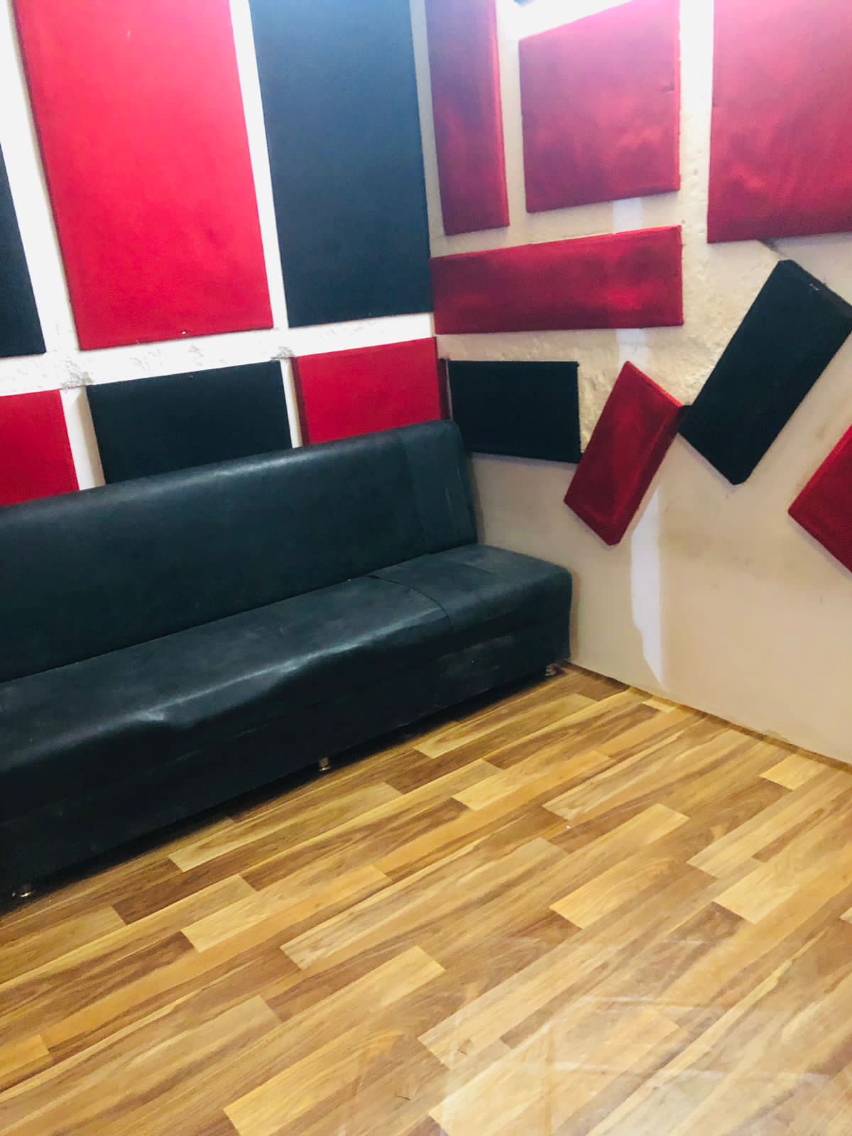 Office 1400 Sq. Ft. Commercial Office for Sell in Bodakdev Ahmedabad - Media 3