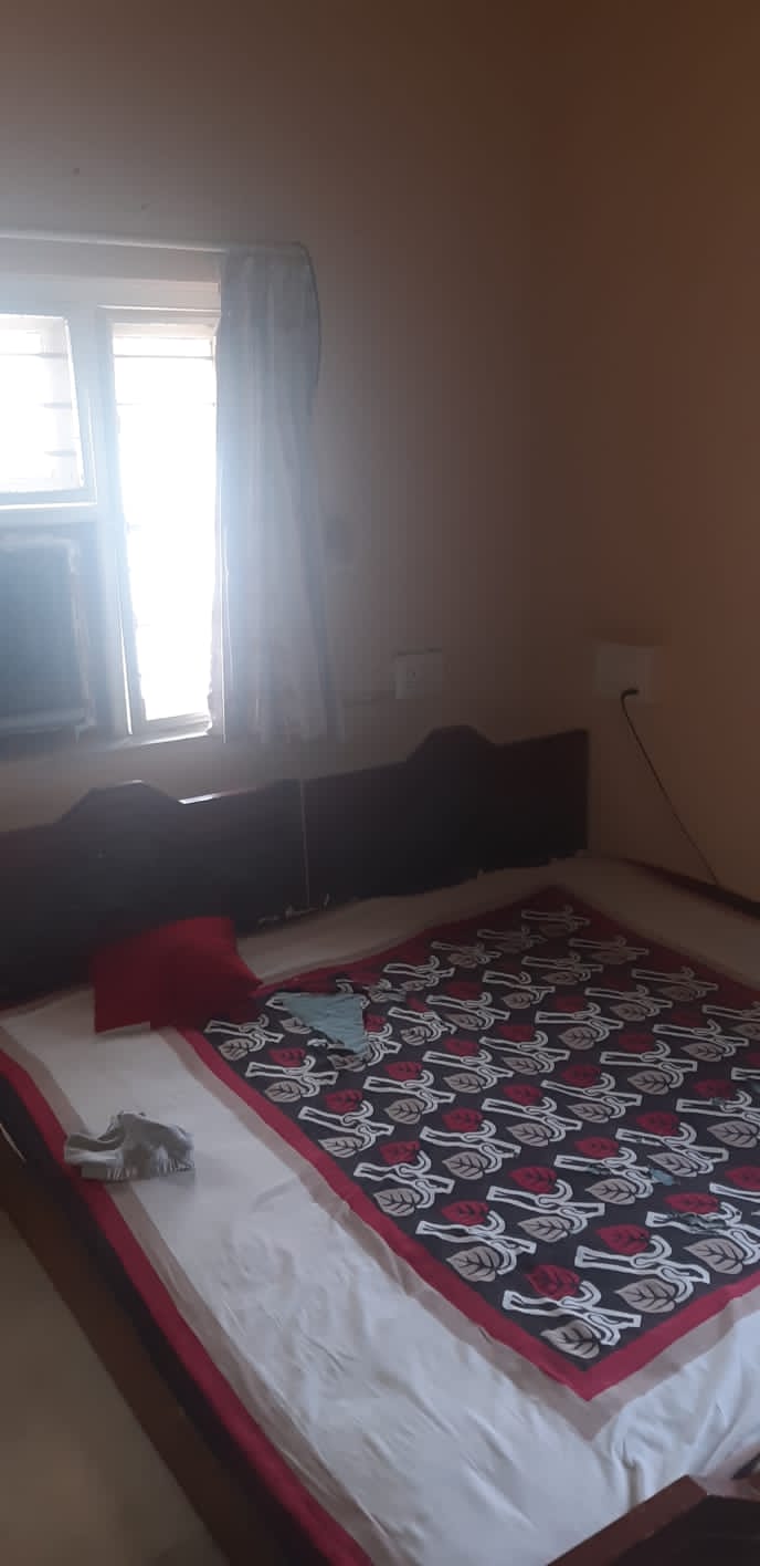 3 BHK 450 Sq. Yrd. Residential Bunglow / Villa for Sell in Thaltej Ahmedabad - Media 11