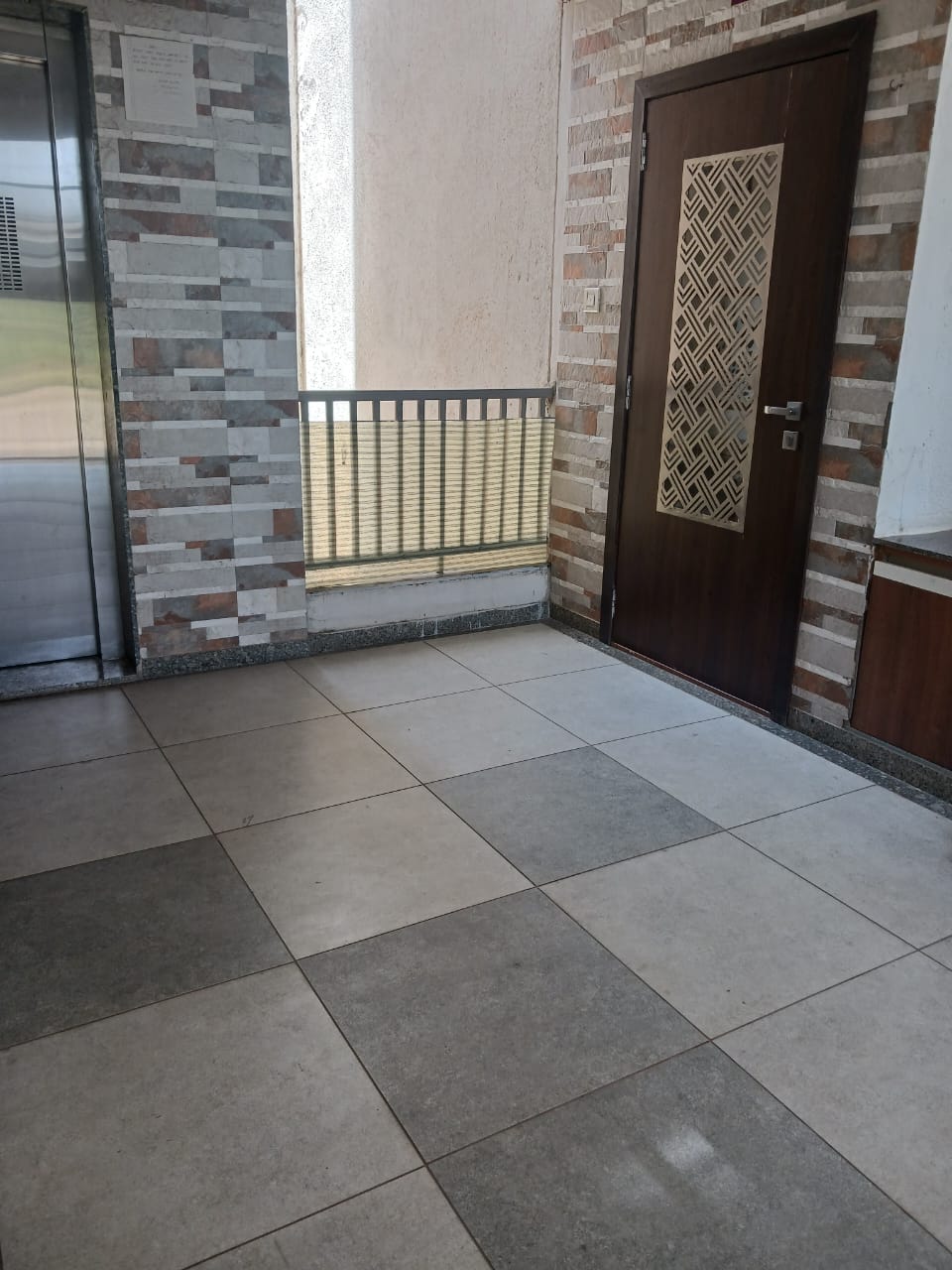 3 BHK 1620 Sq. Ft. Residential Flat / Appartment for Sell in Gota Ahmedabad - Media 3