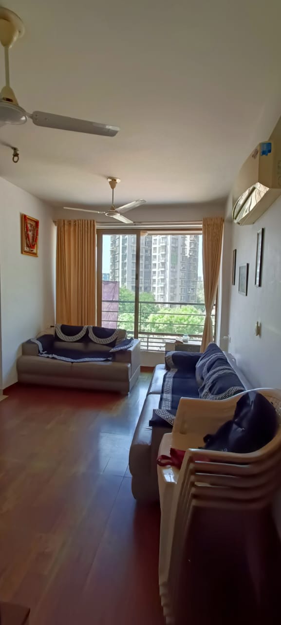 2 BHK 1053 Sq. Ft. Residential Flat / Appartment for Sell in Sg Highway Ahmedabad - Media 10